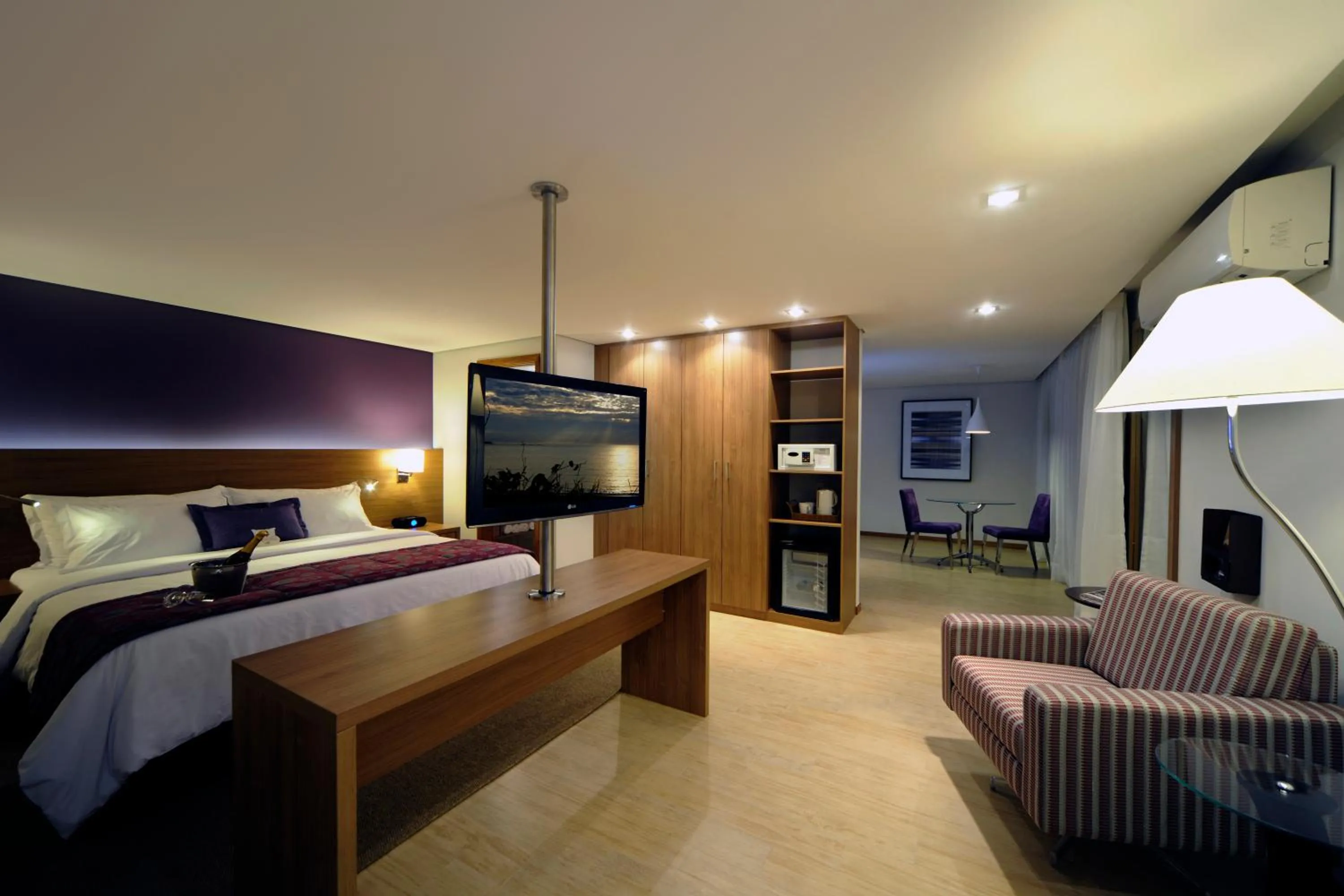 Photo of the whole room, Bed in Radisson Hotel Belém