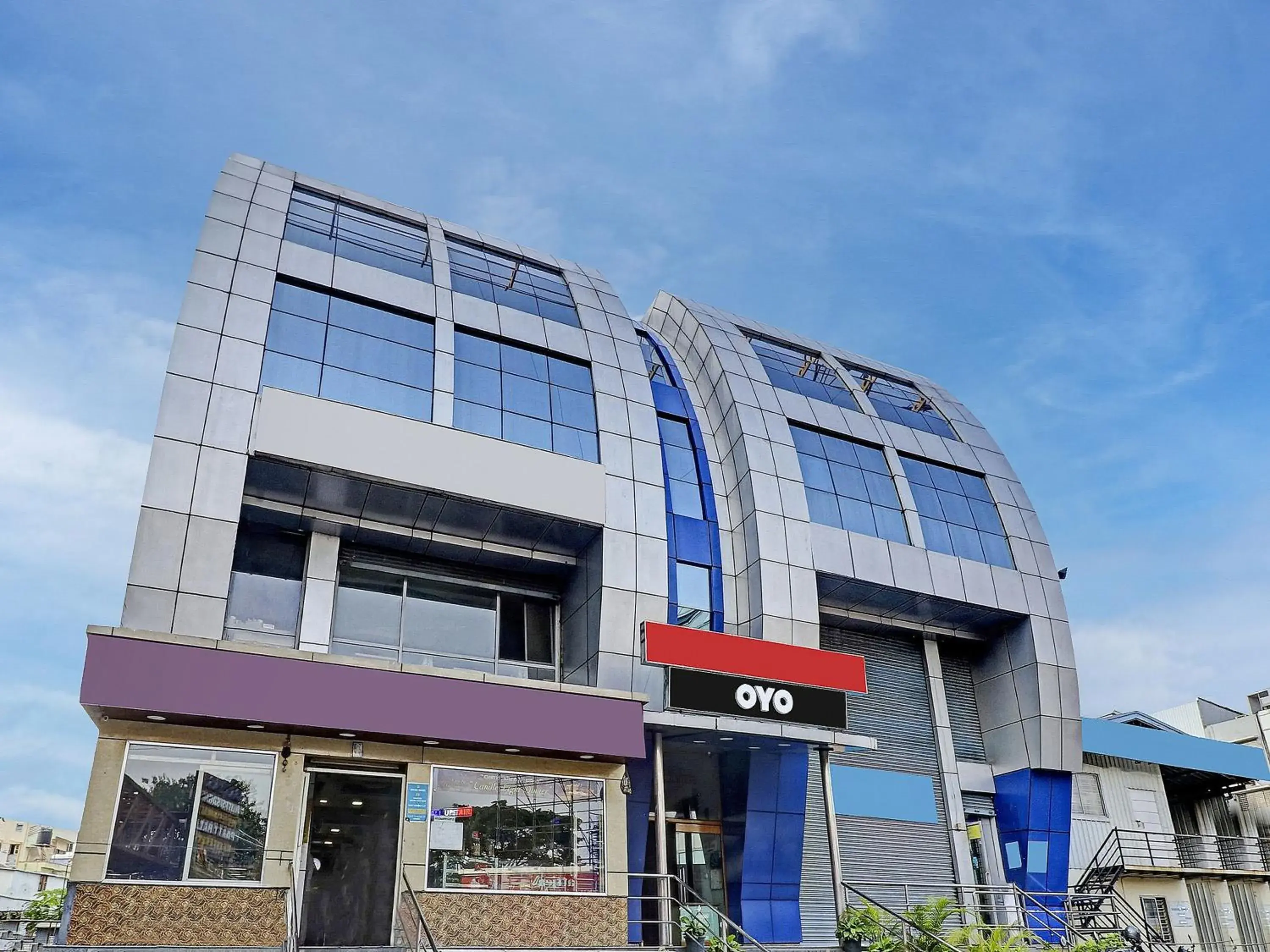 Facade/entrance in Collection O Madhura Residency Facade/entrance in Collection O Madhura Residency