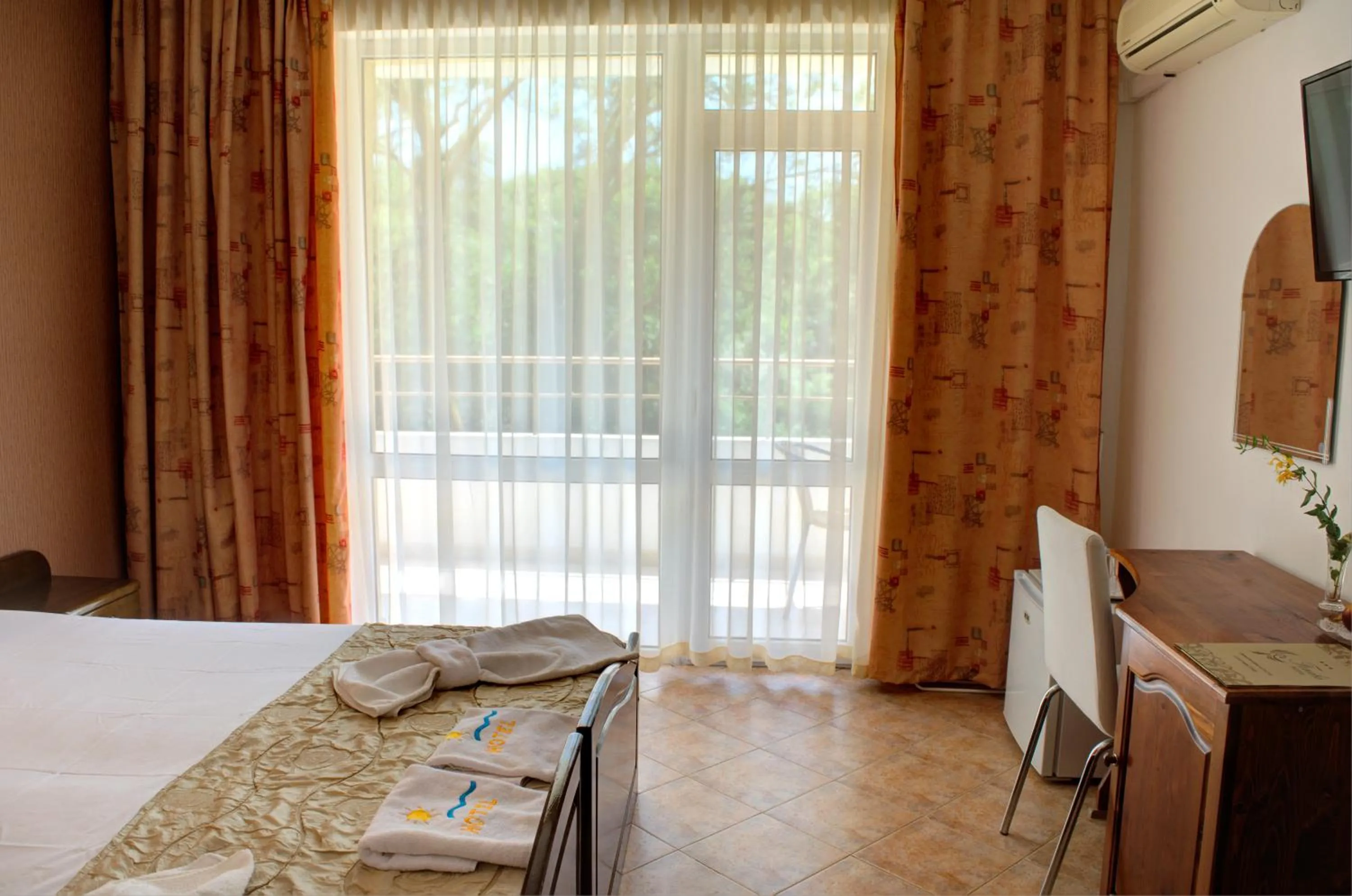 Bed in Hotel Feniks Lozenets