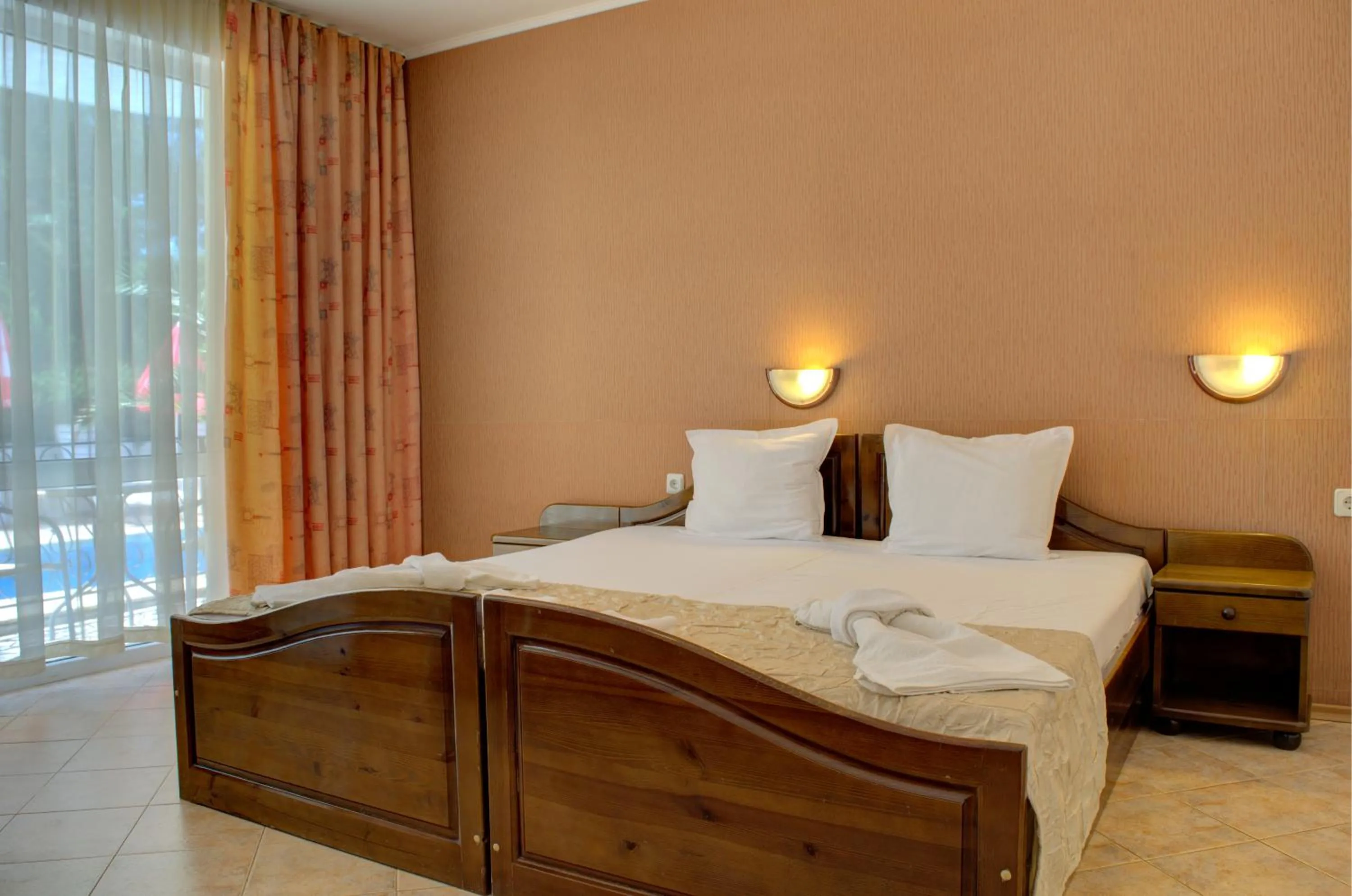 Bed in Hotel Feniks Lozenets