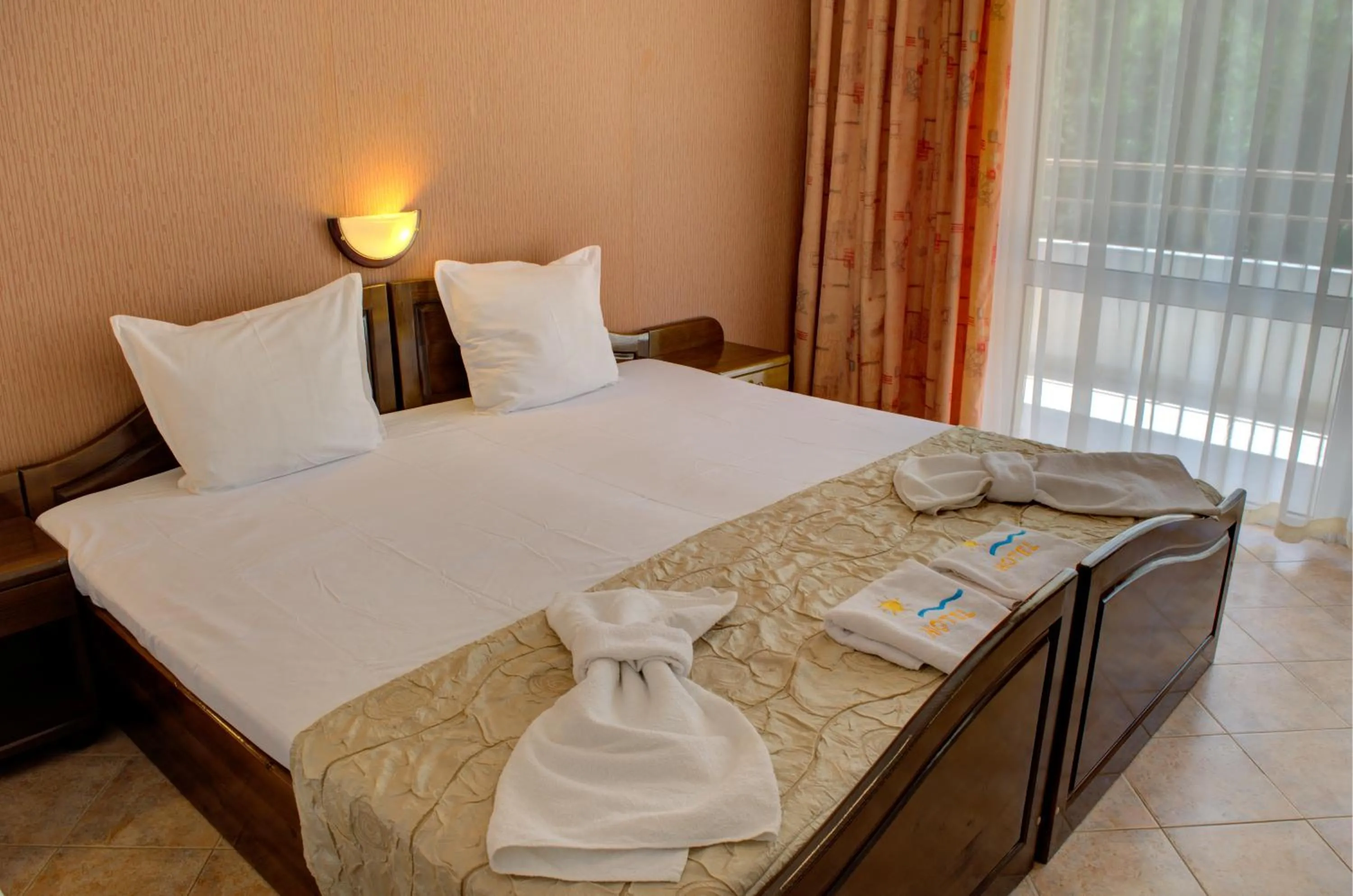 Bed in Hotel Feniks Lozenets