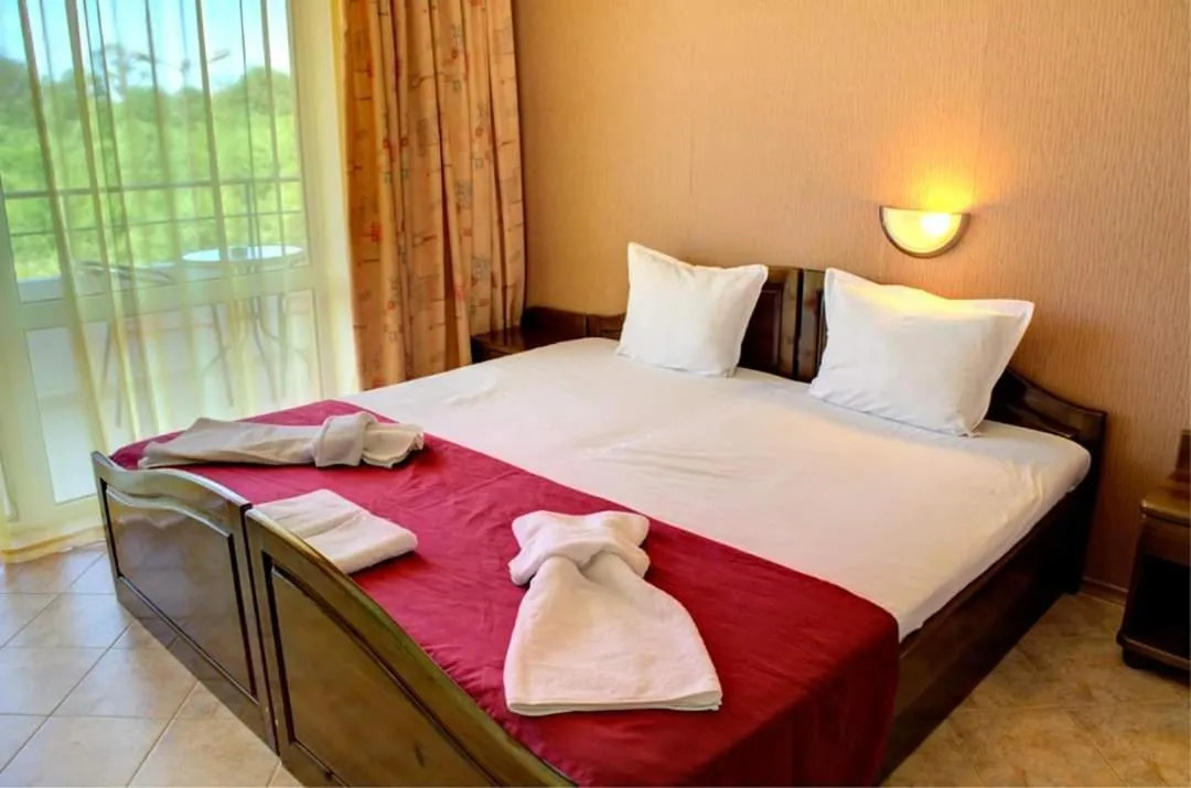 Bed in Hotel Feniks Lozenets