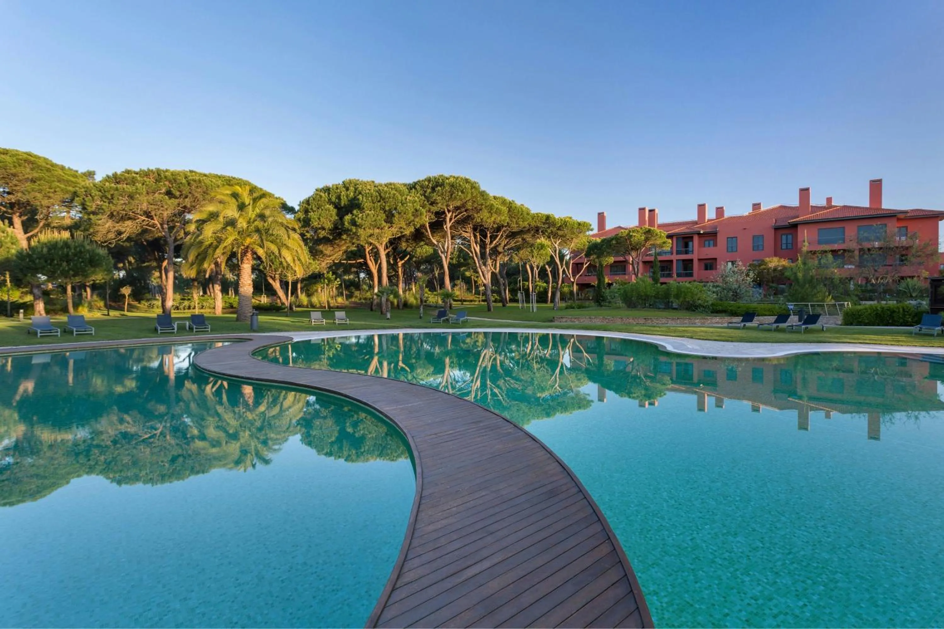 Swimming pool in Sheraton Cascais Resort - Hotel & Residences
