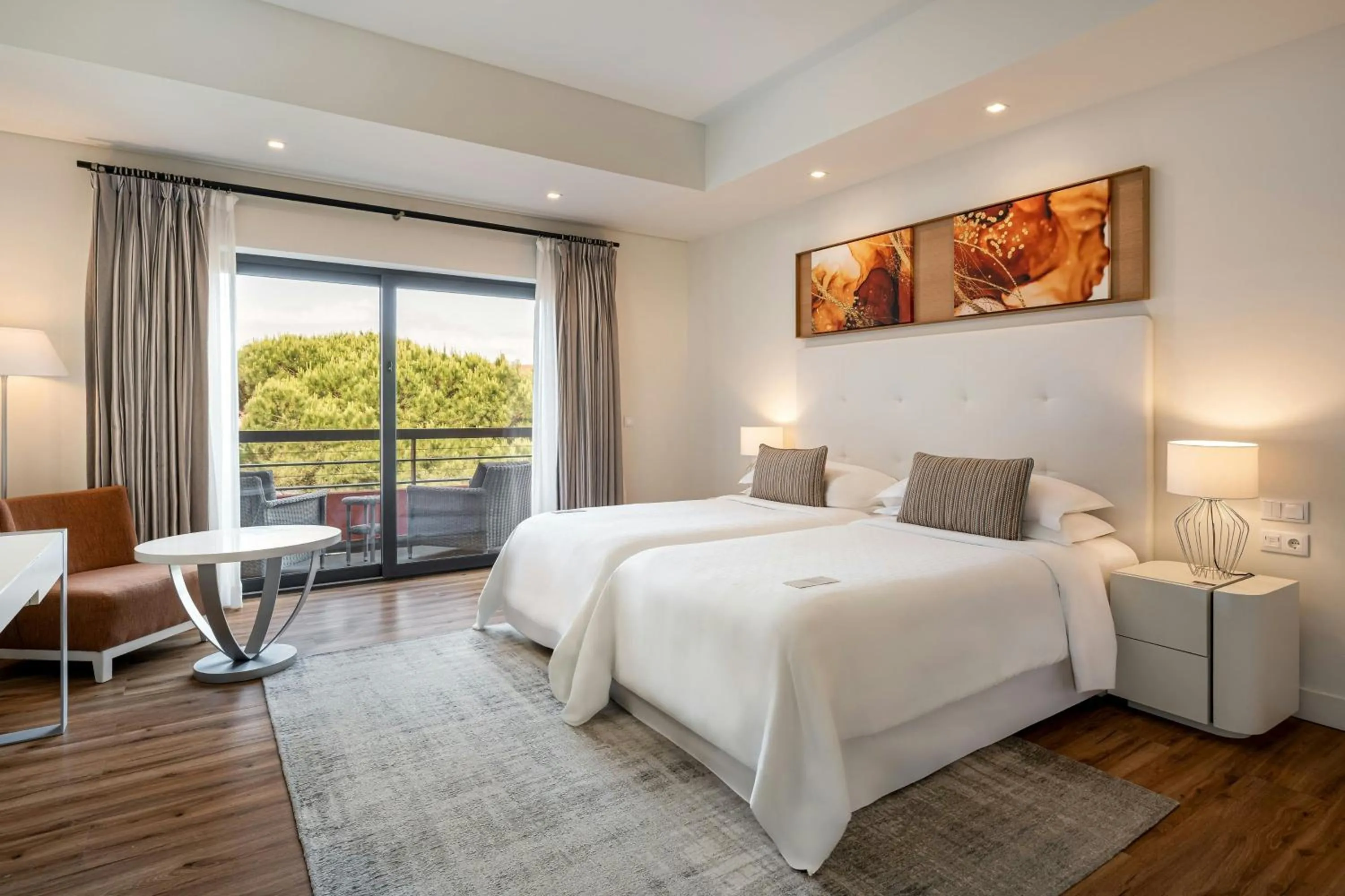 Photo of the whole room, Bed in Sheraton Cascais Resort - Hotel & Residences