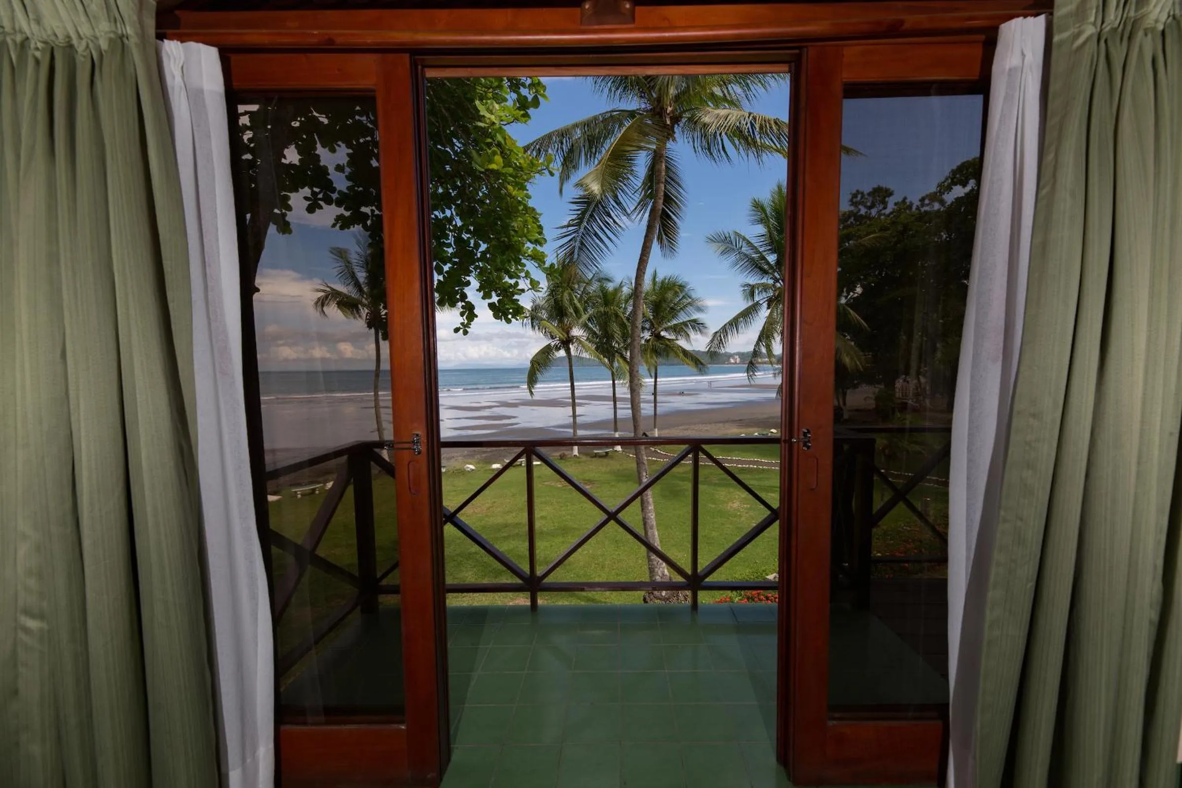 Balcony/Terrace in Club del Mar Oceanfront