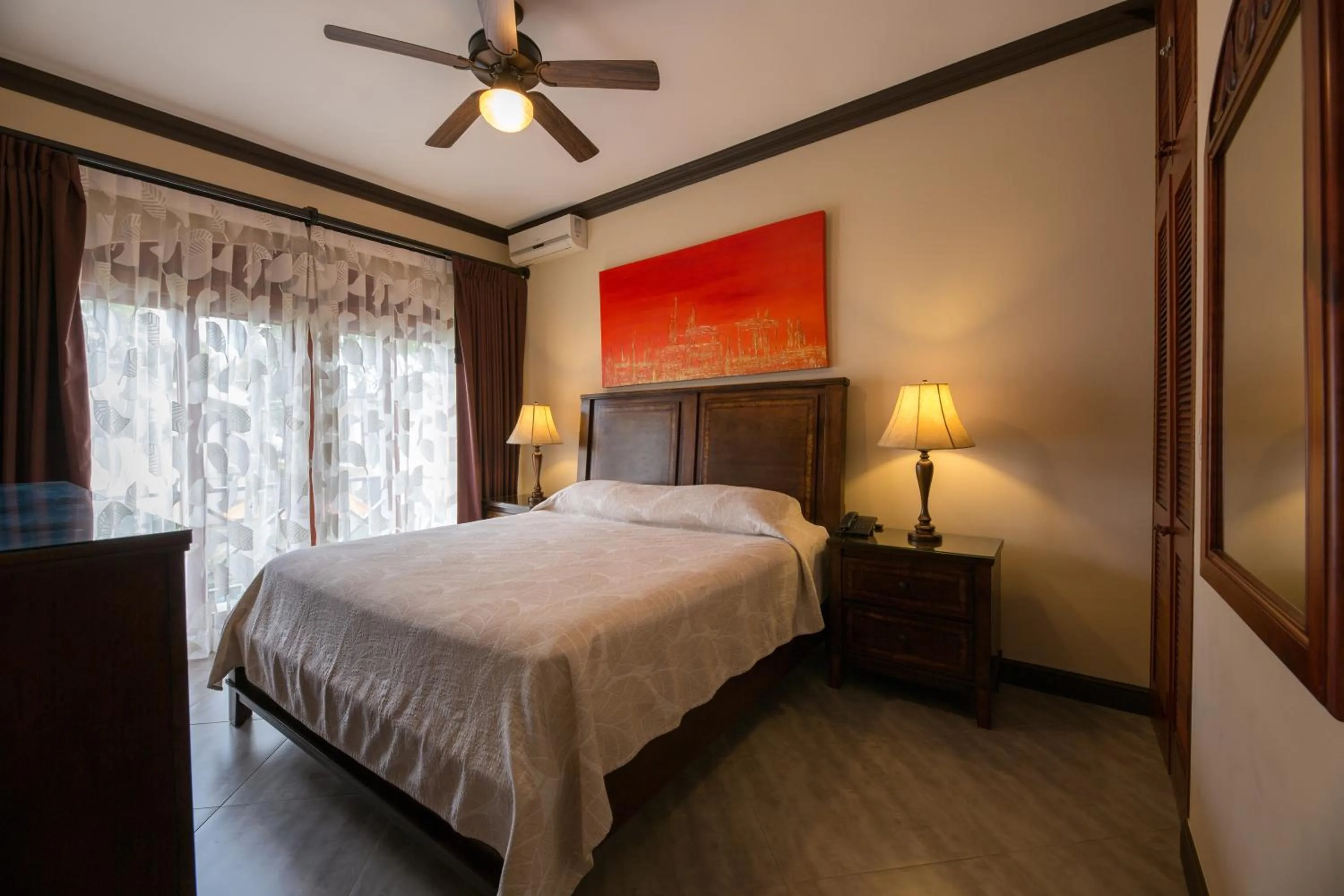 Photo of the whole room, Bed in Club del Mar Oceanfront