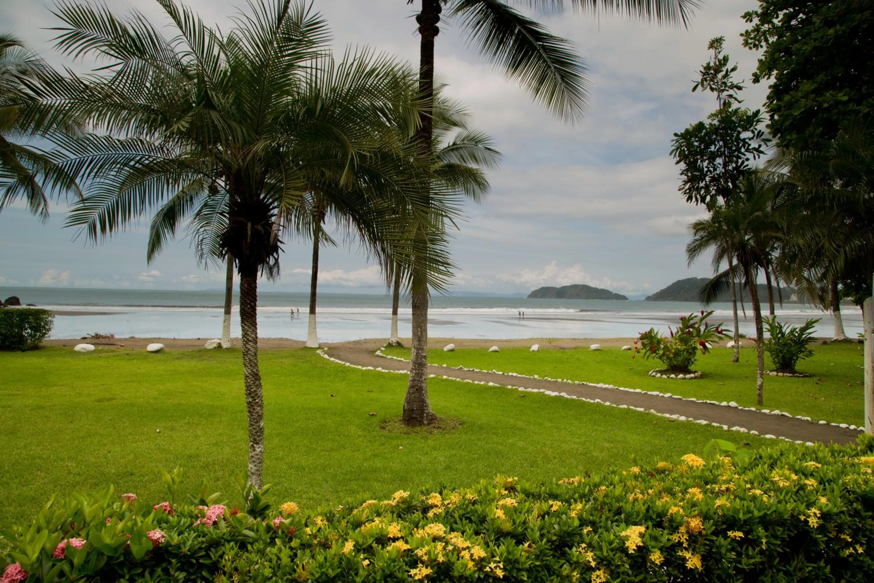 Garden in Club del Mar Oceanfront