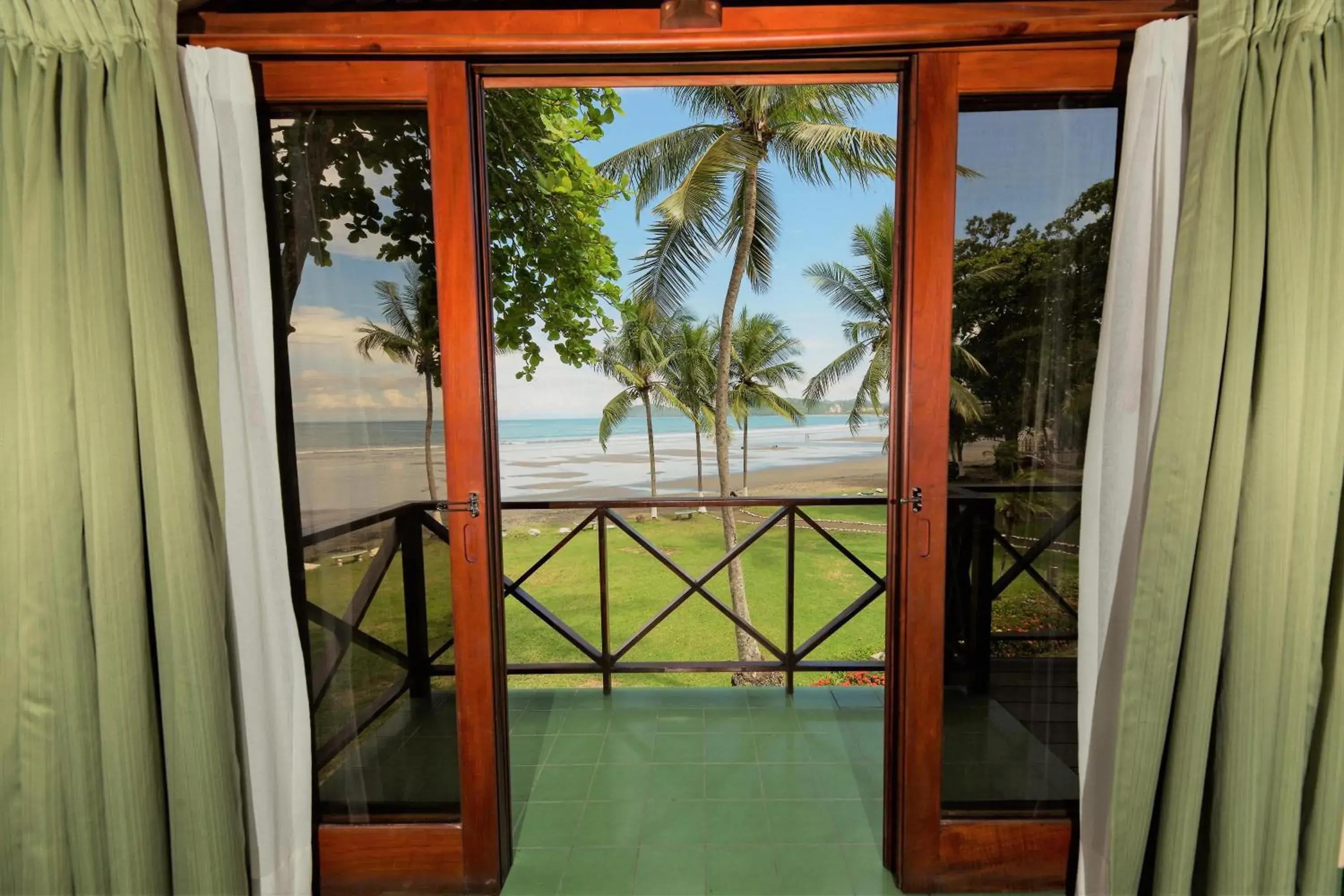 Garden View 2 Bedroom Condo in Club del Mar Oceanfront Garden View 2 Bedroom Condo in Club del Mar Oceanfront