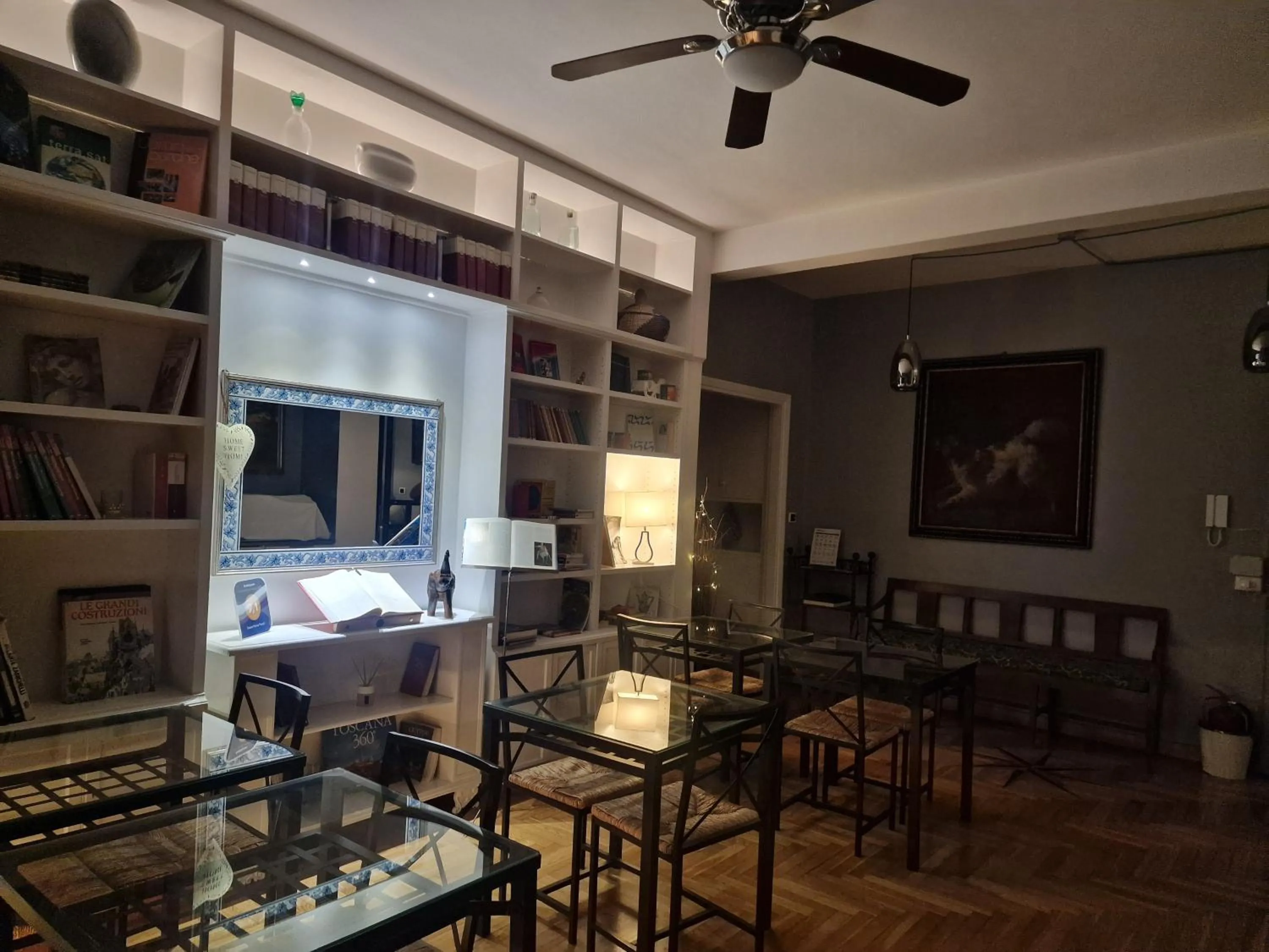 Library in Sweet Home Parioli