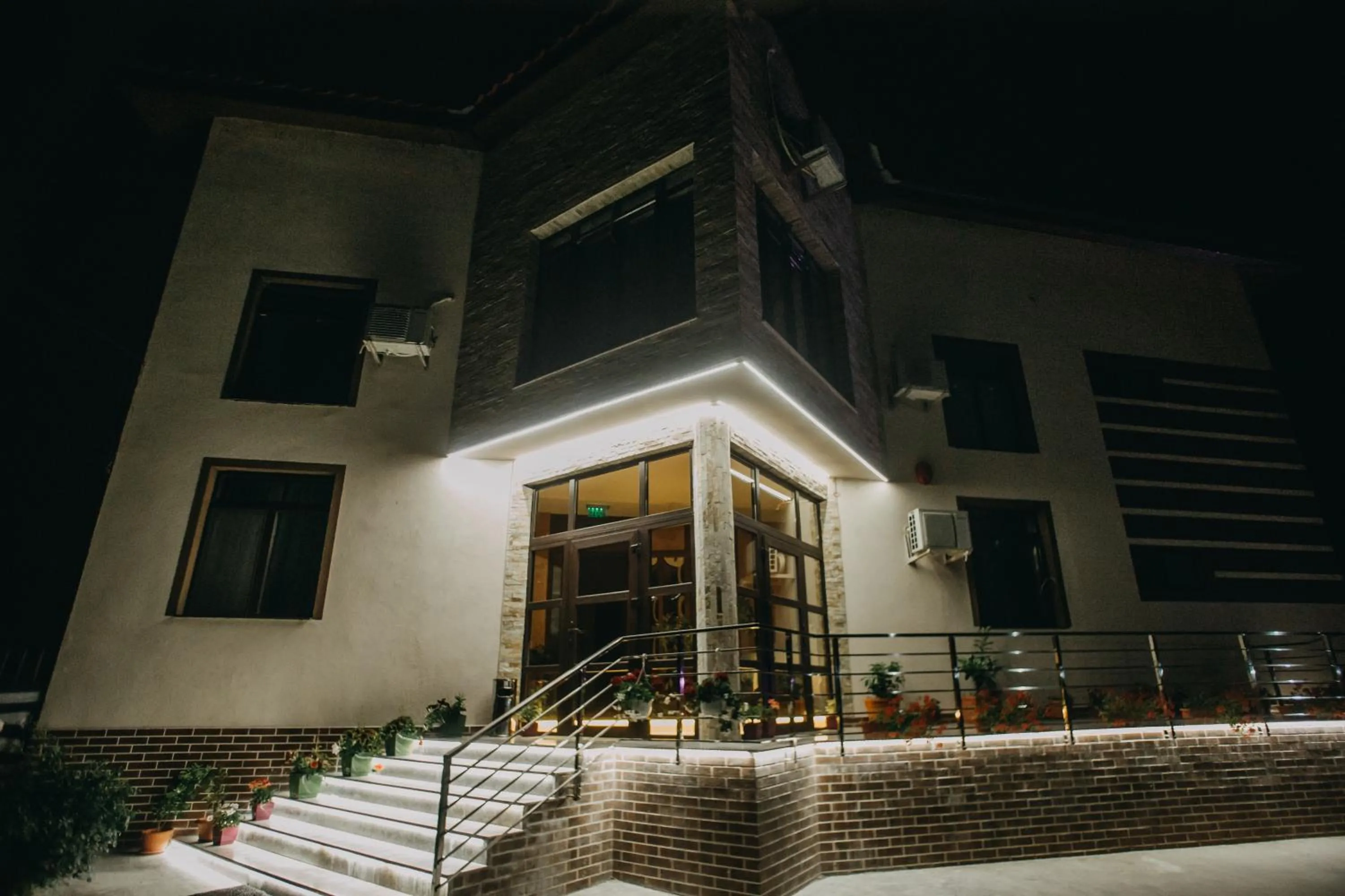 Property building in Pensiunea Jacqueline