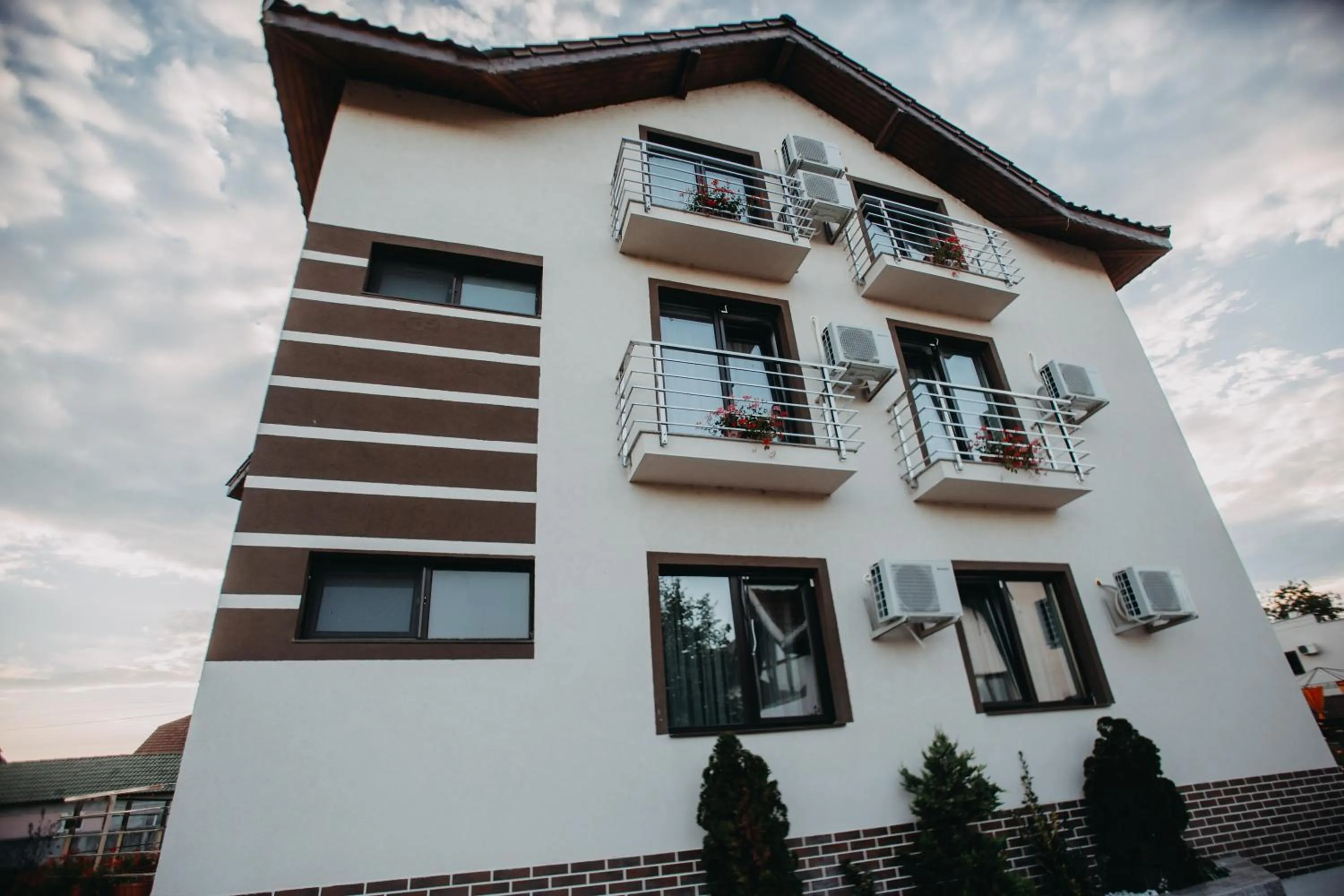 Property building in Pensiunea Jacqueline
