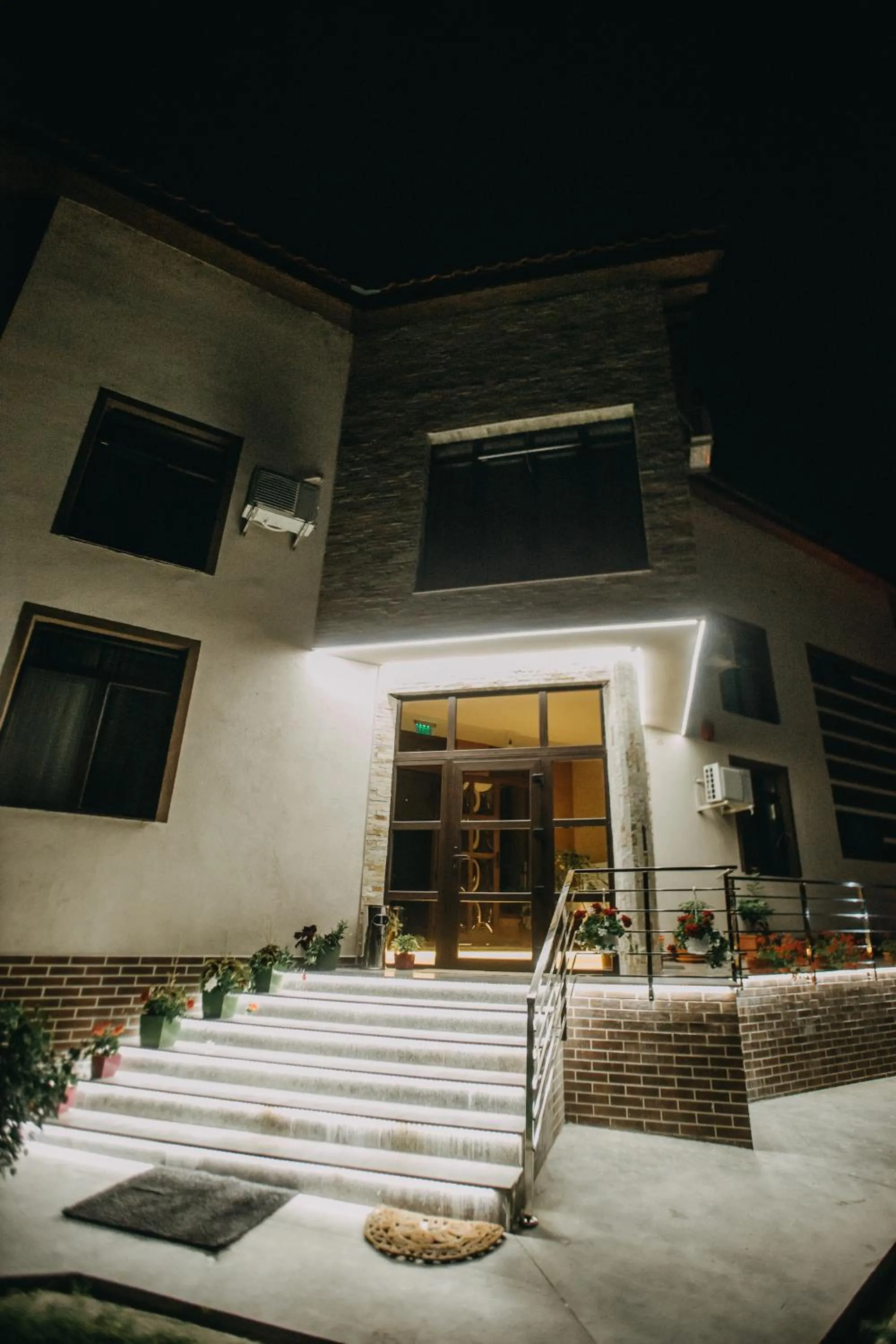 Property building in Pensiunea Jacqueline
