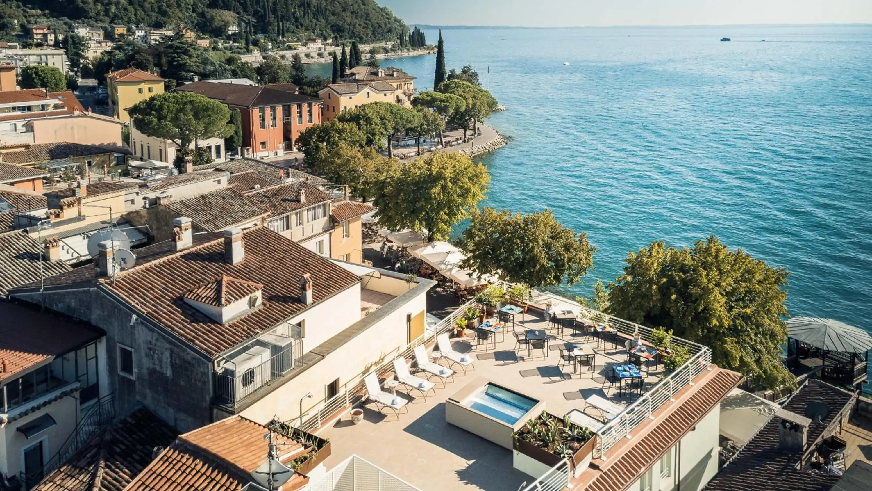 Neighbourhood, Bird's-eye View in Hotel Giardinetto