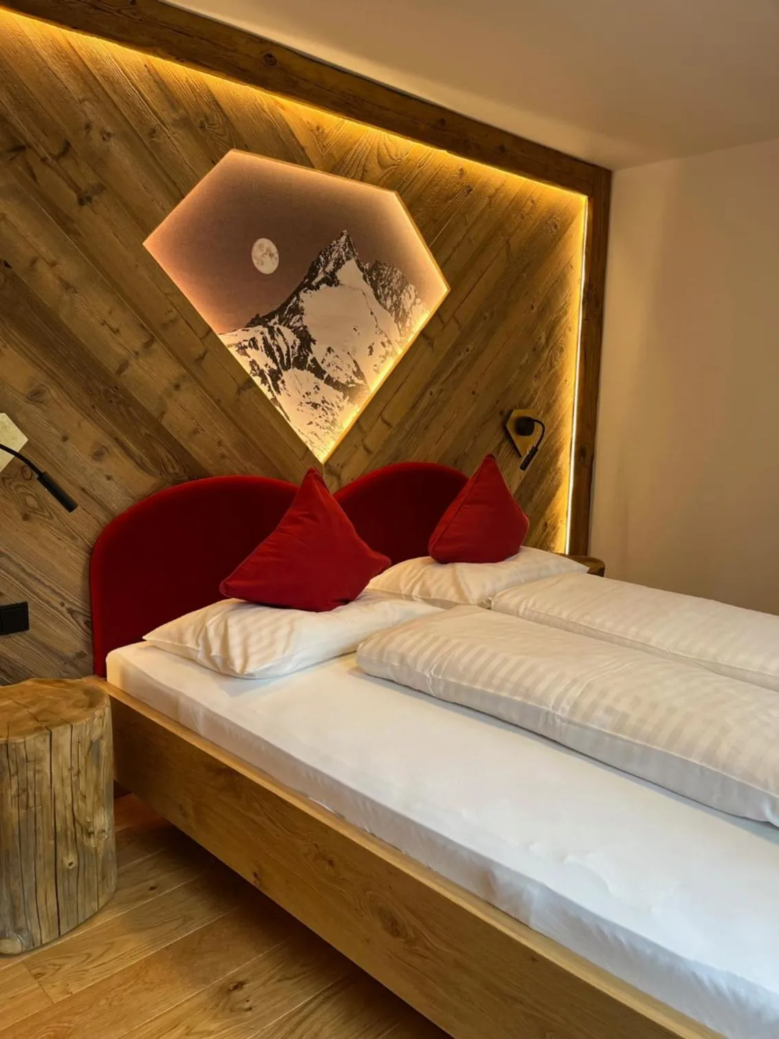 Bed in Hotel - Restaurant - Sonnblick