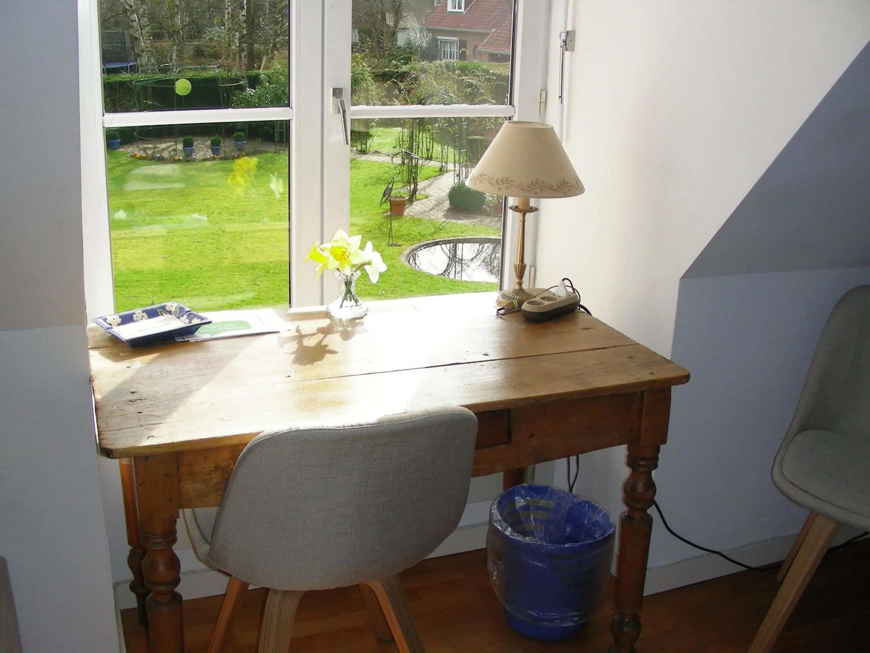 Garden view in A la Maison du Héron