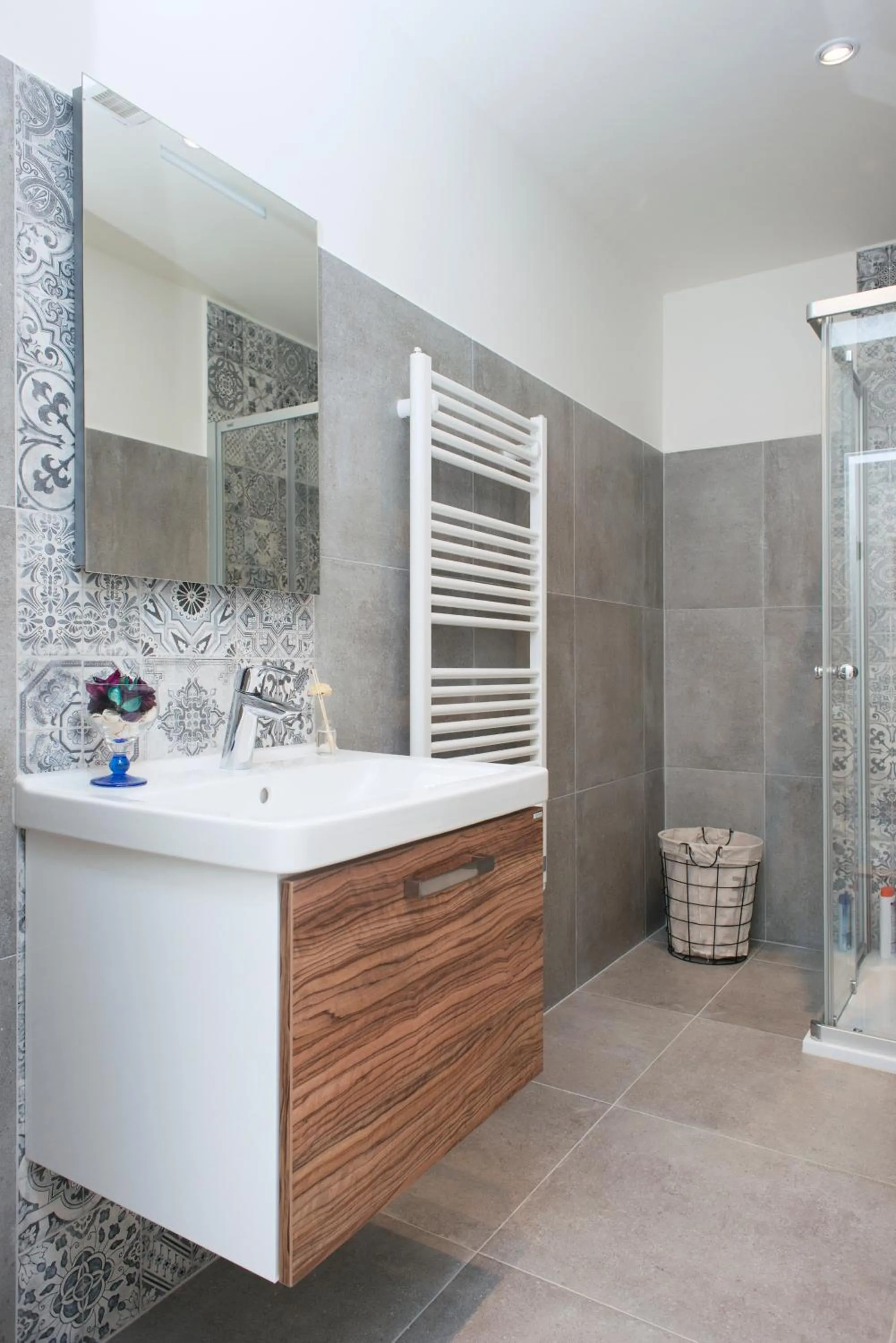 Shower in Kent Ridge Loft (Lublanska)