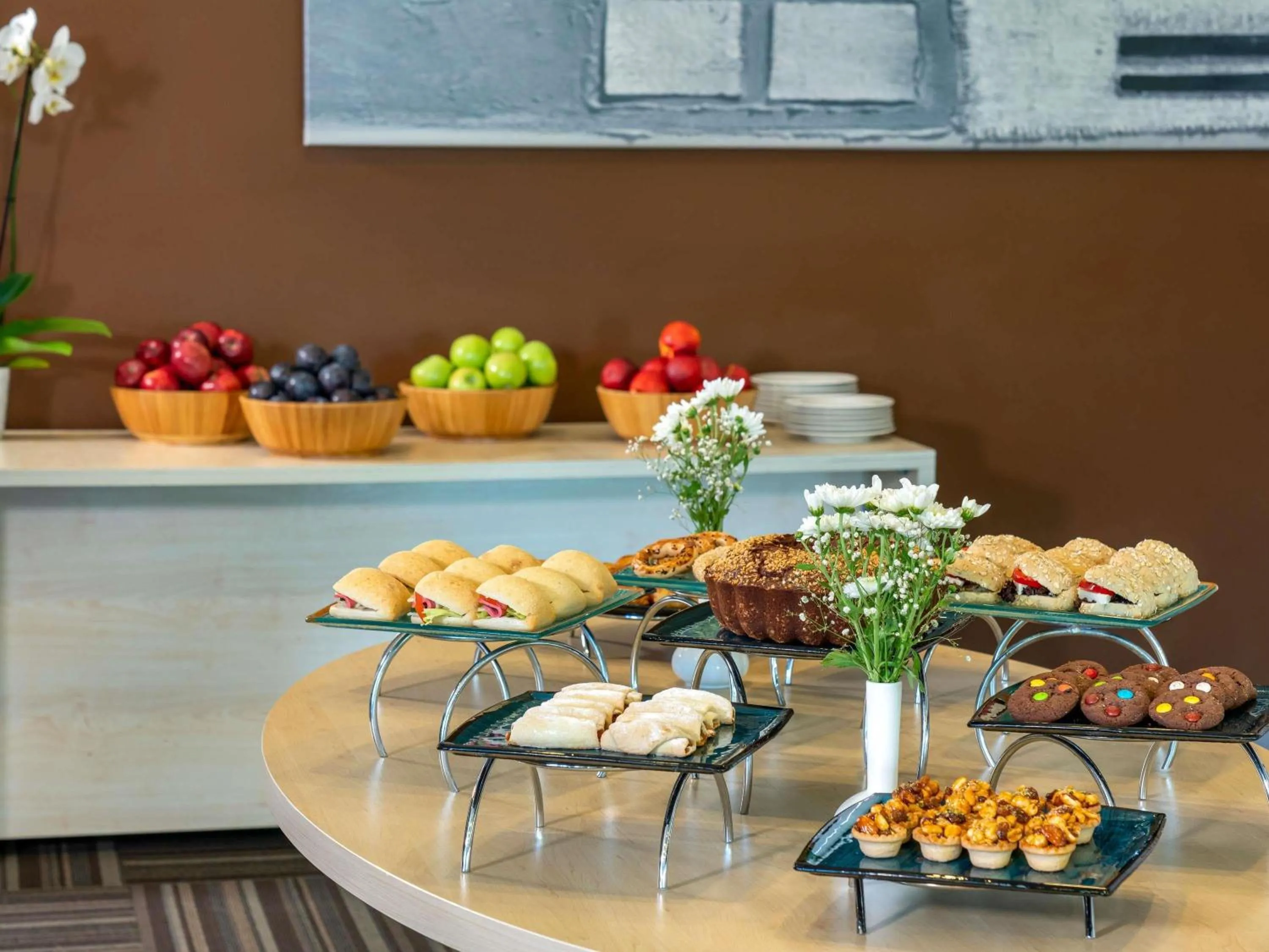 Restaurant/places to eat in ibis Adana