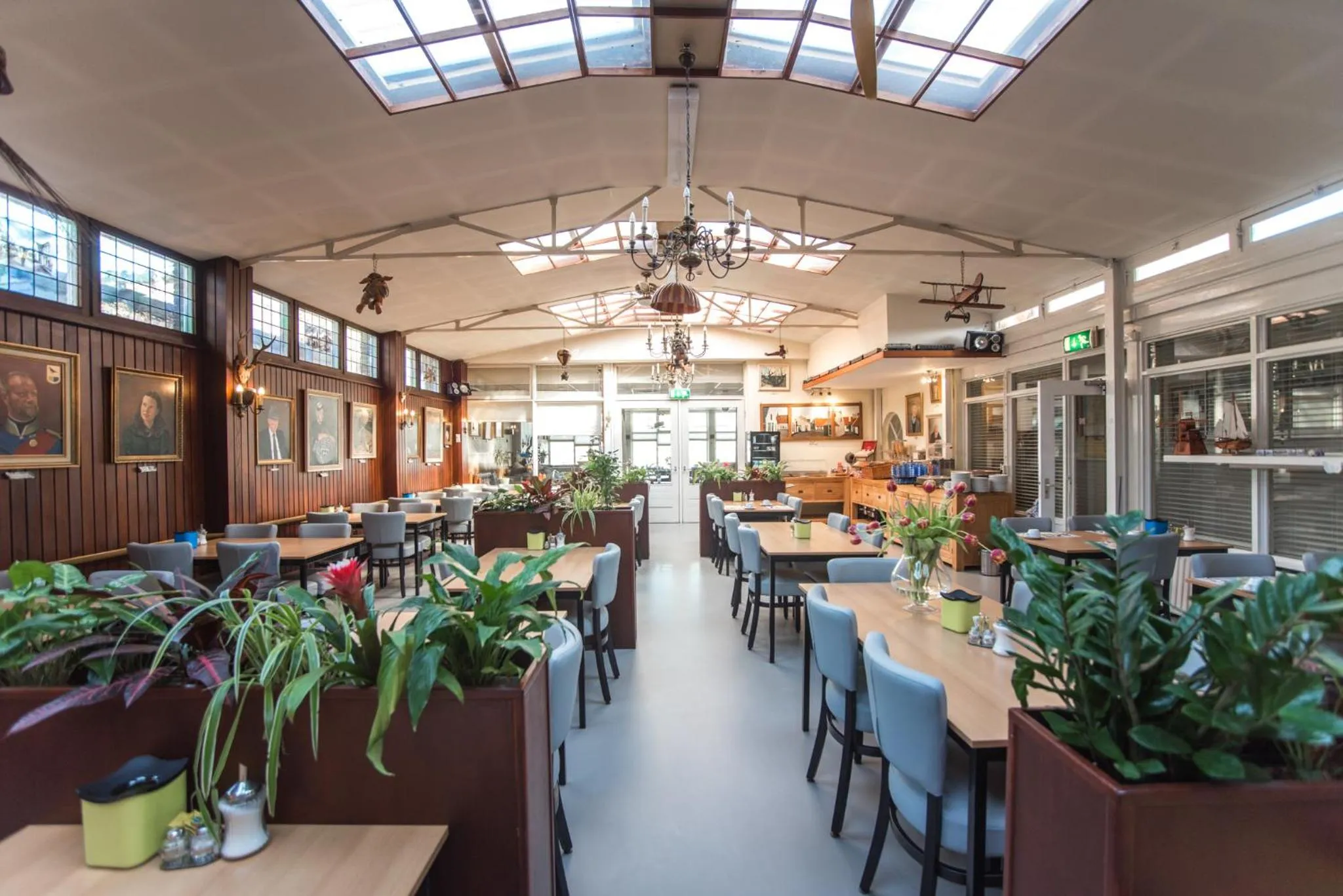 Buffet breakfast in Hotel Faber