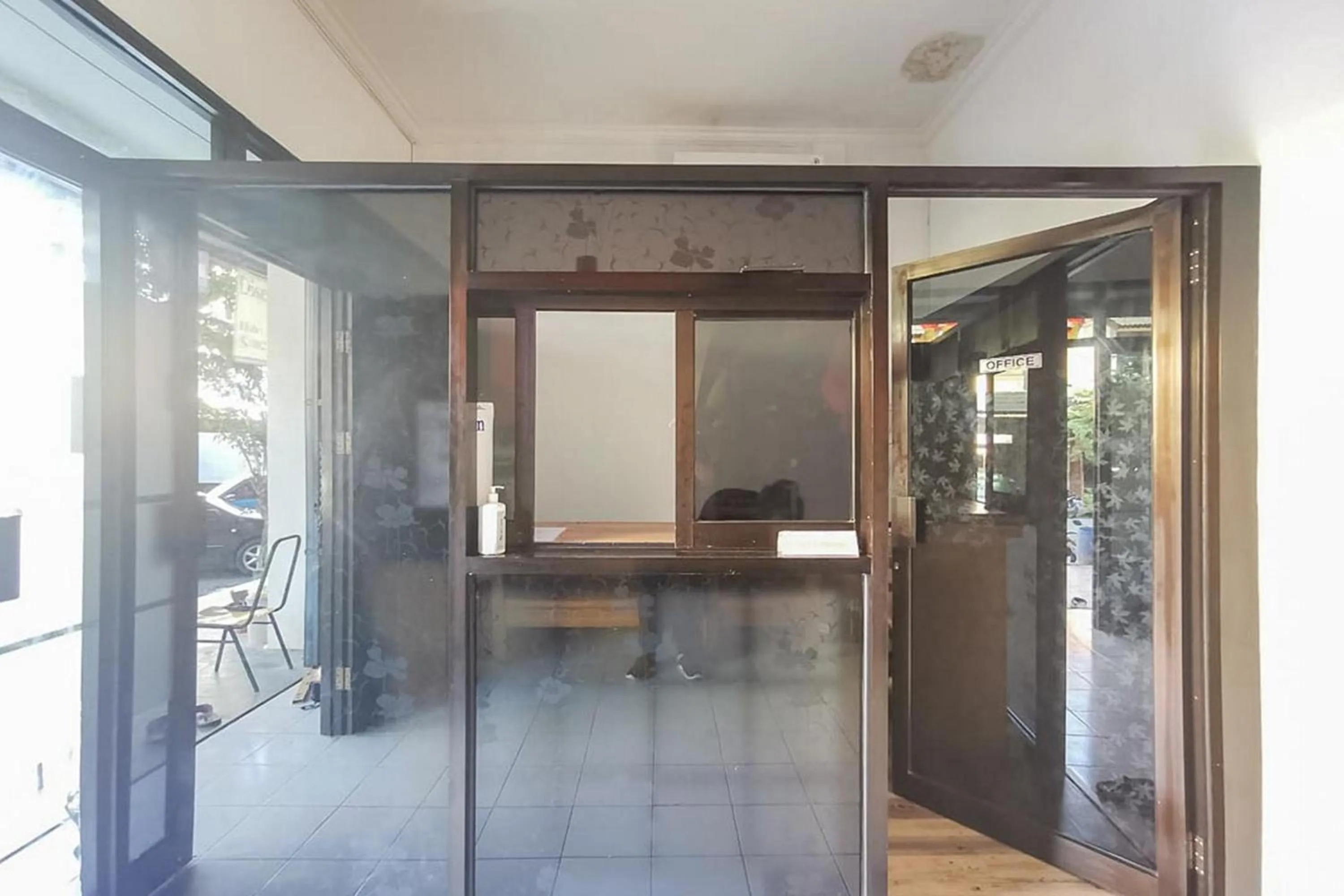 Lobby or reception in Good Sleep Balikpapan Mitra RedDoorz