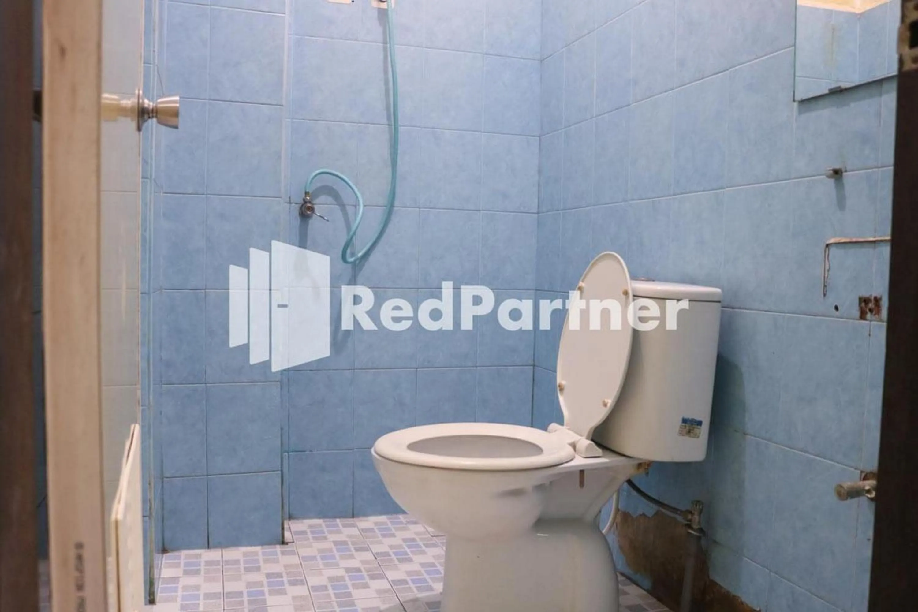 Bathroom in Good Sleep Balikpapan Mitra RedDoorz