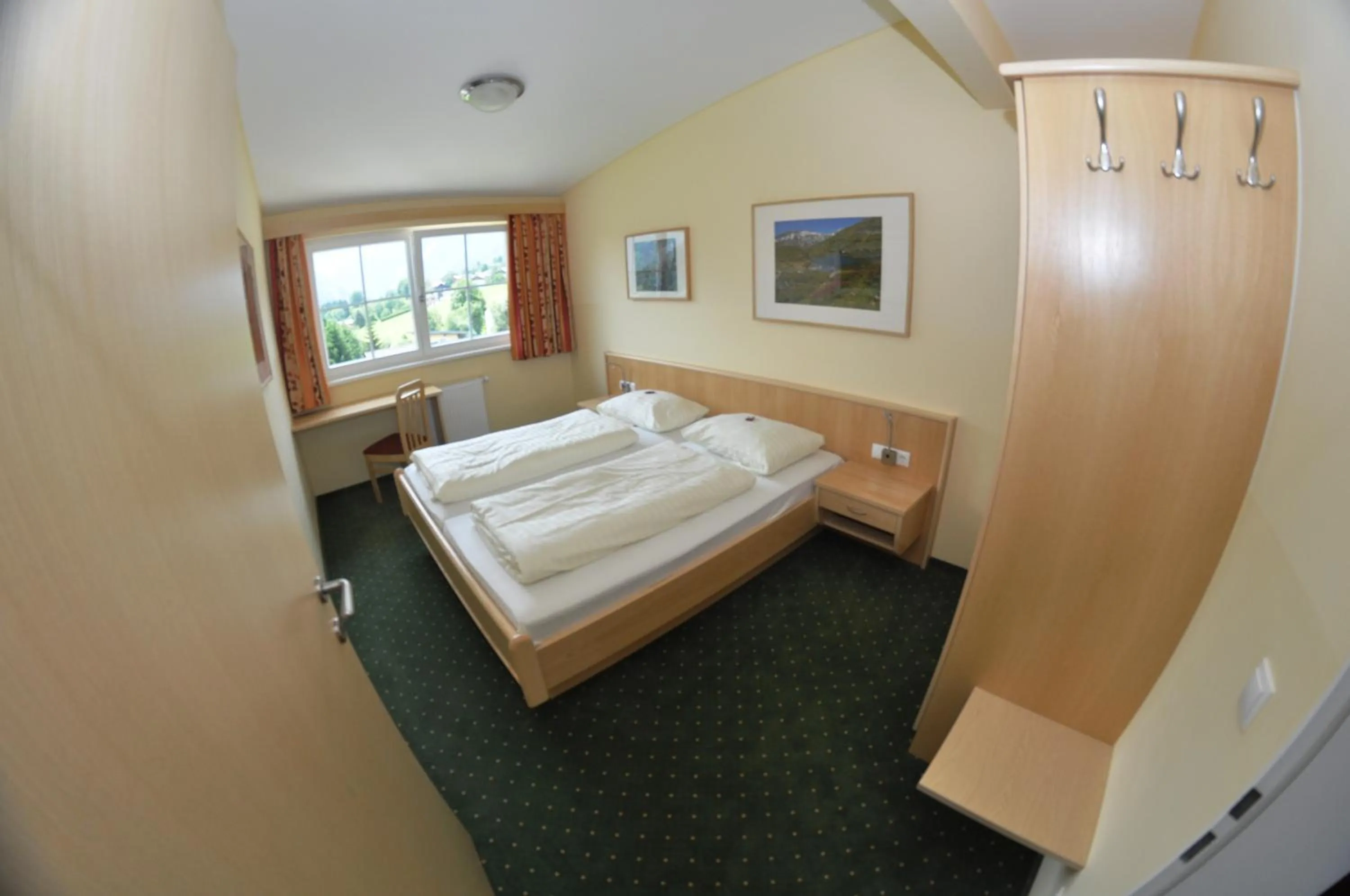 Photo of the whole room, Bed in Apparthotel Bliem