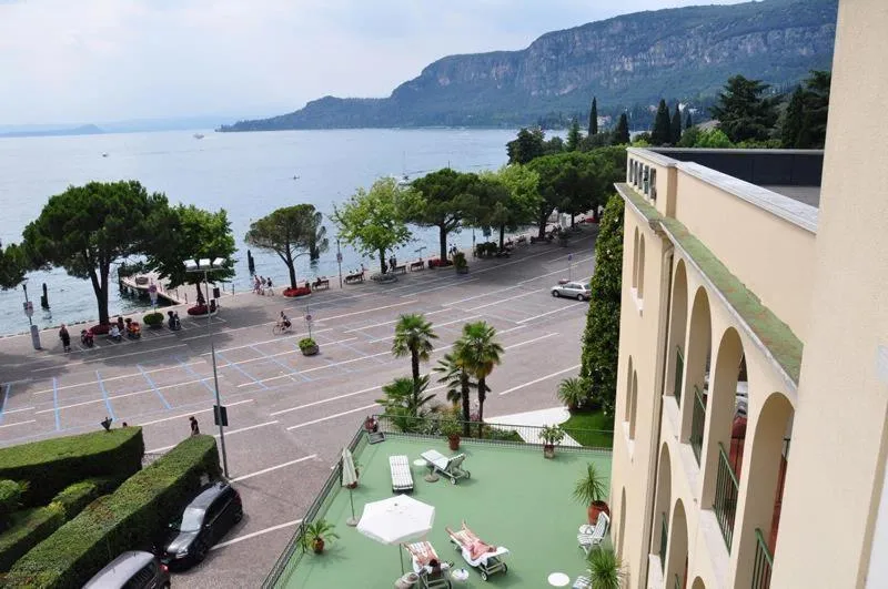 Facade/entrance in Hotel Terminus