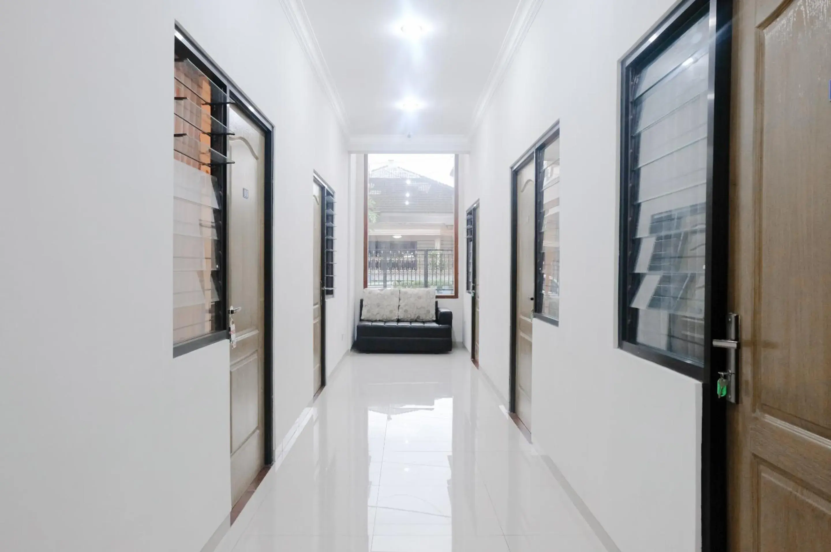 Balcony/Terrace in RedDoorz near Cyber Mall Balcony/Terrace in RedDoorz near Cyber Mall