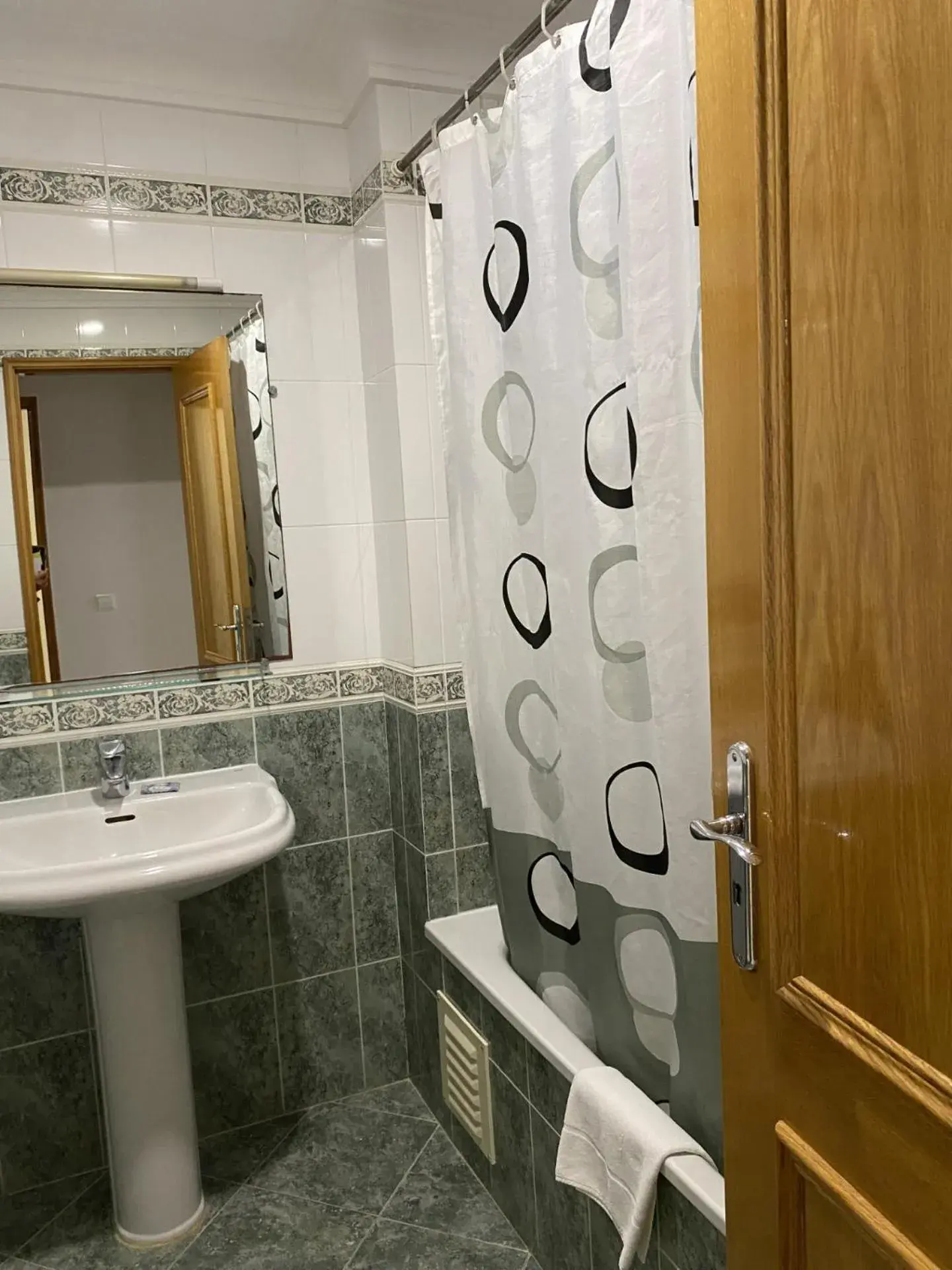 Bathroom in Ukino Terrace Algarve Concept Bathroom in Ukino Terrace Algarve Concept