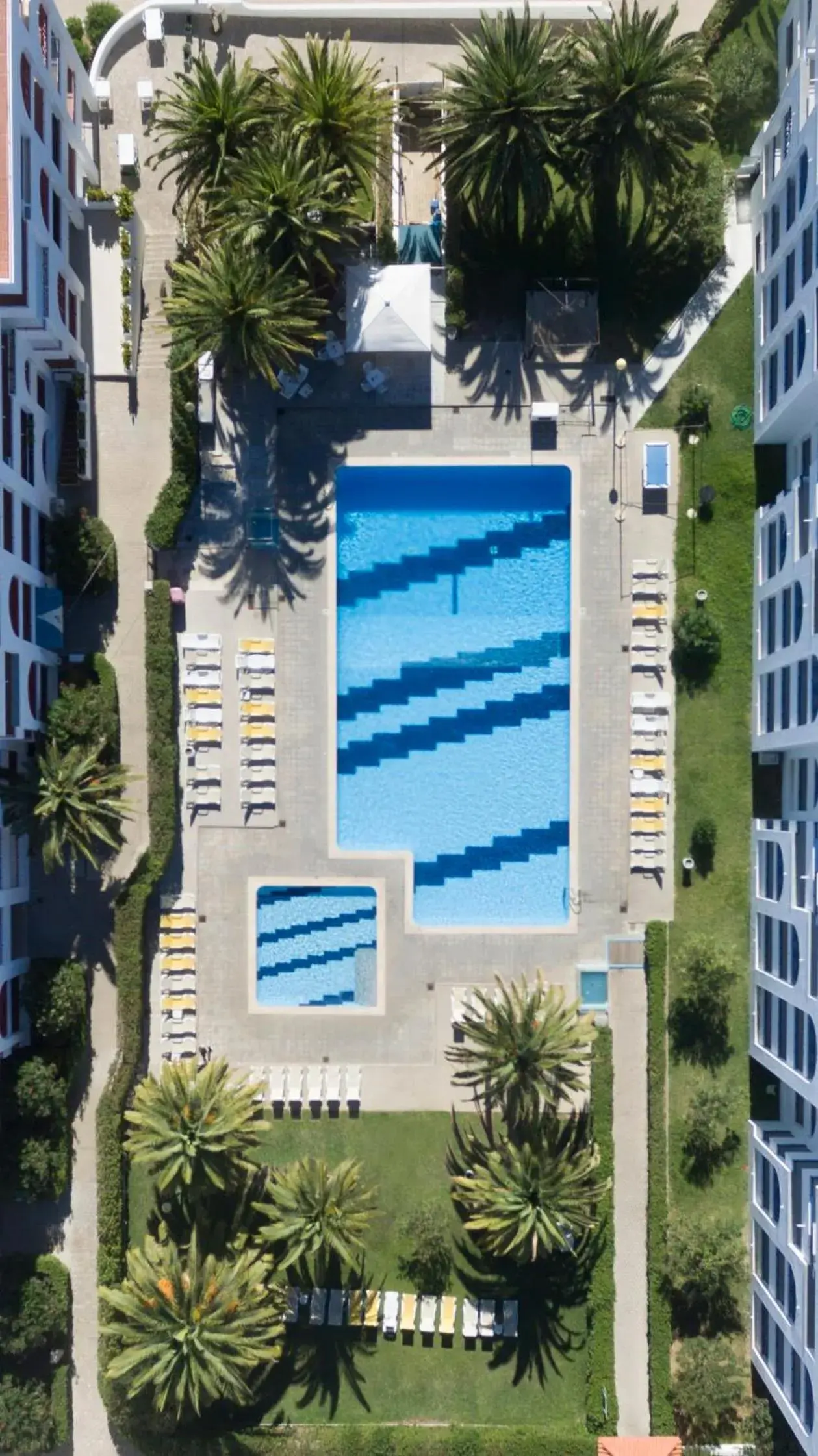 Swimming pool in Ukino Terrace Algarve Concept Swimming pool in Ukino Terrace Algarve Concept