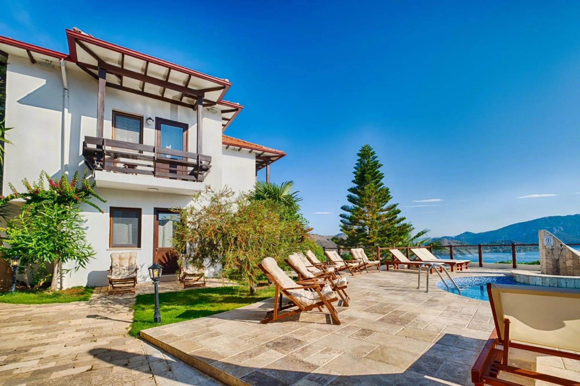 Property building in Les Terrasses De Selimiye