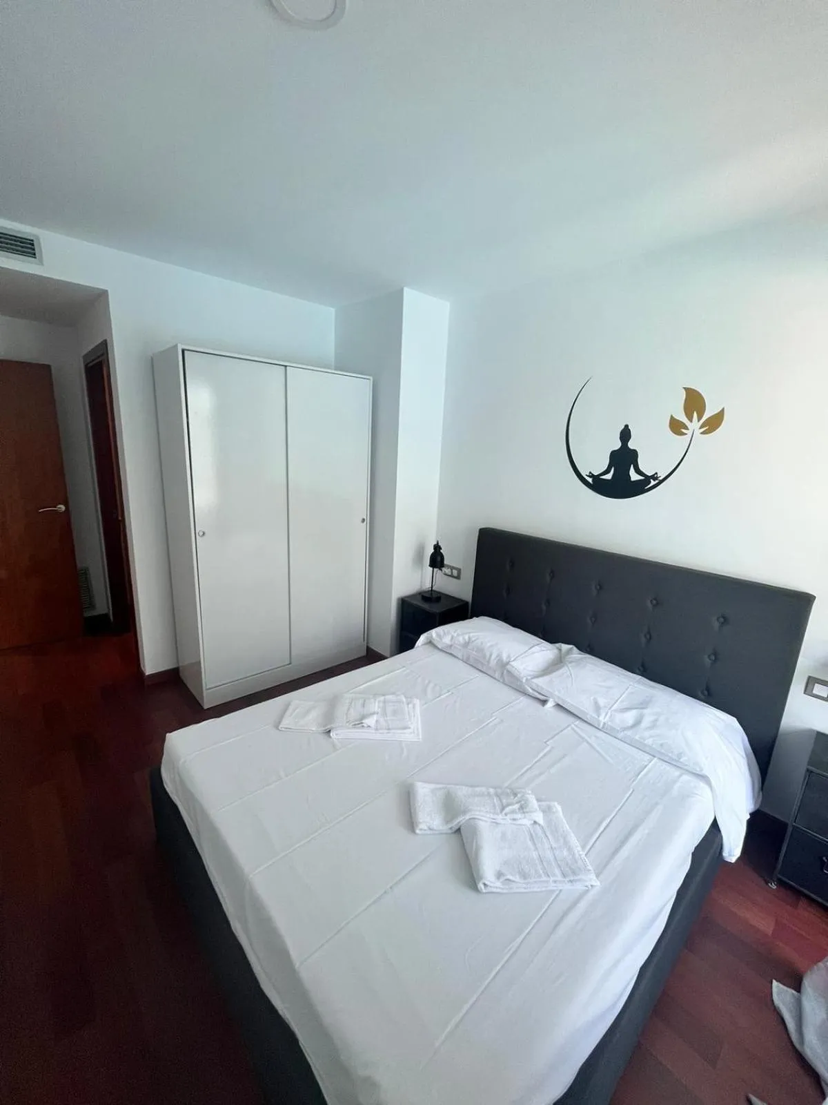 Bedroom, Bed in Palamós Apartamentos