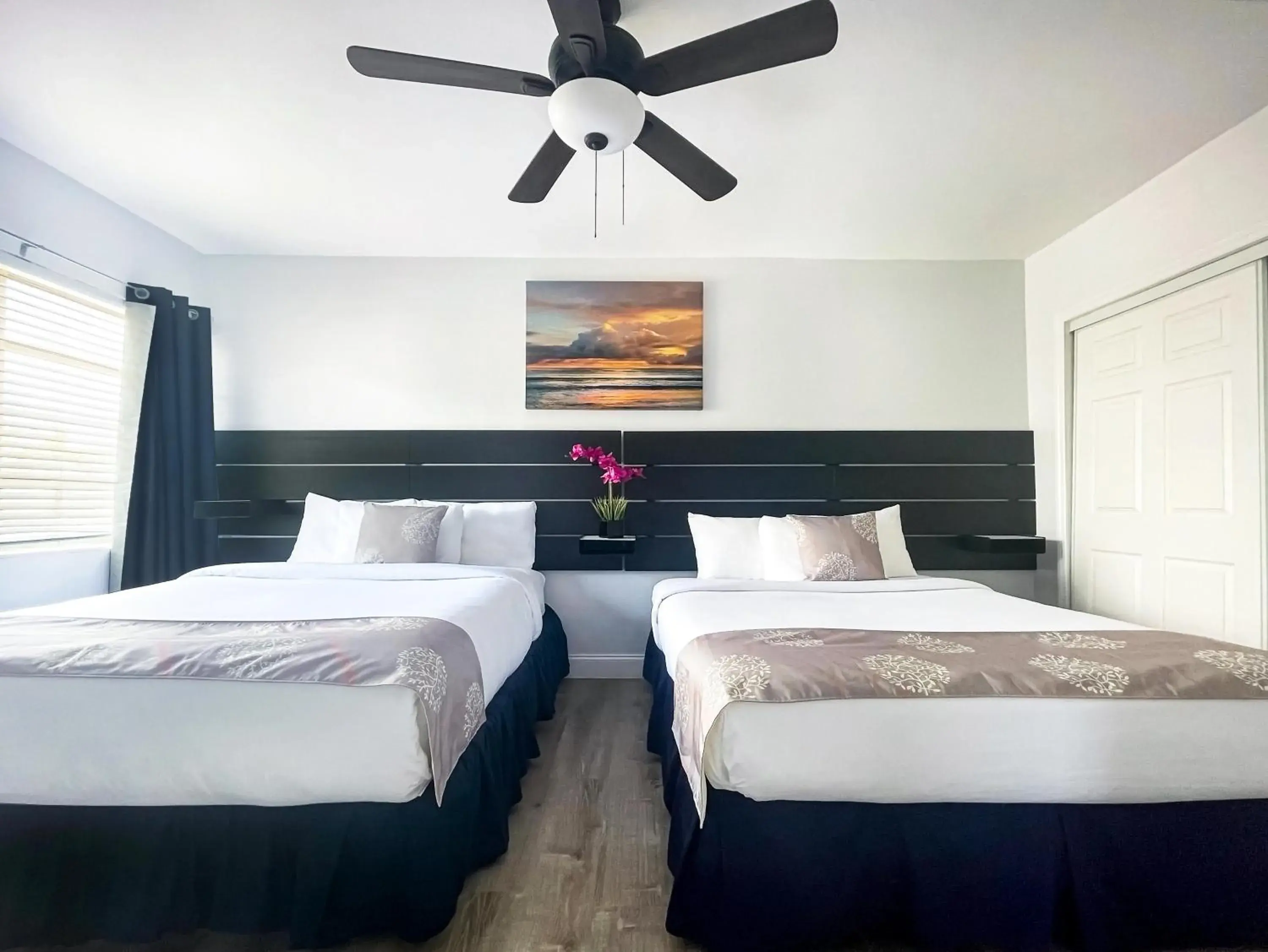 Bed in Paradise Oceanfront by HBH Bed in Paradise Oceanfront by HBH