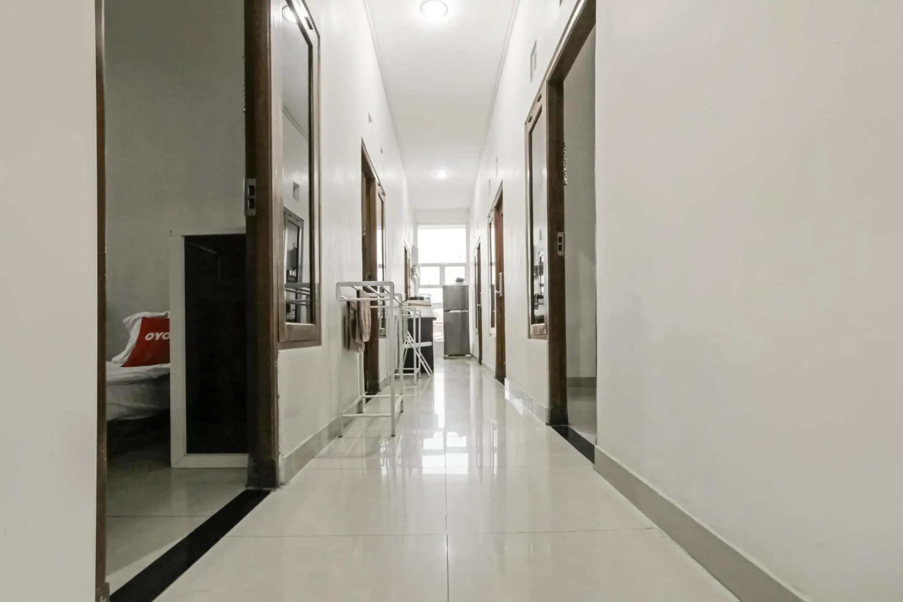 Lobby or reception in Hotel O Tamansari Guest House Lobby or reception in Hotel O Tamansari Guest House