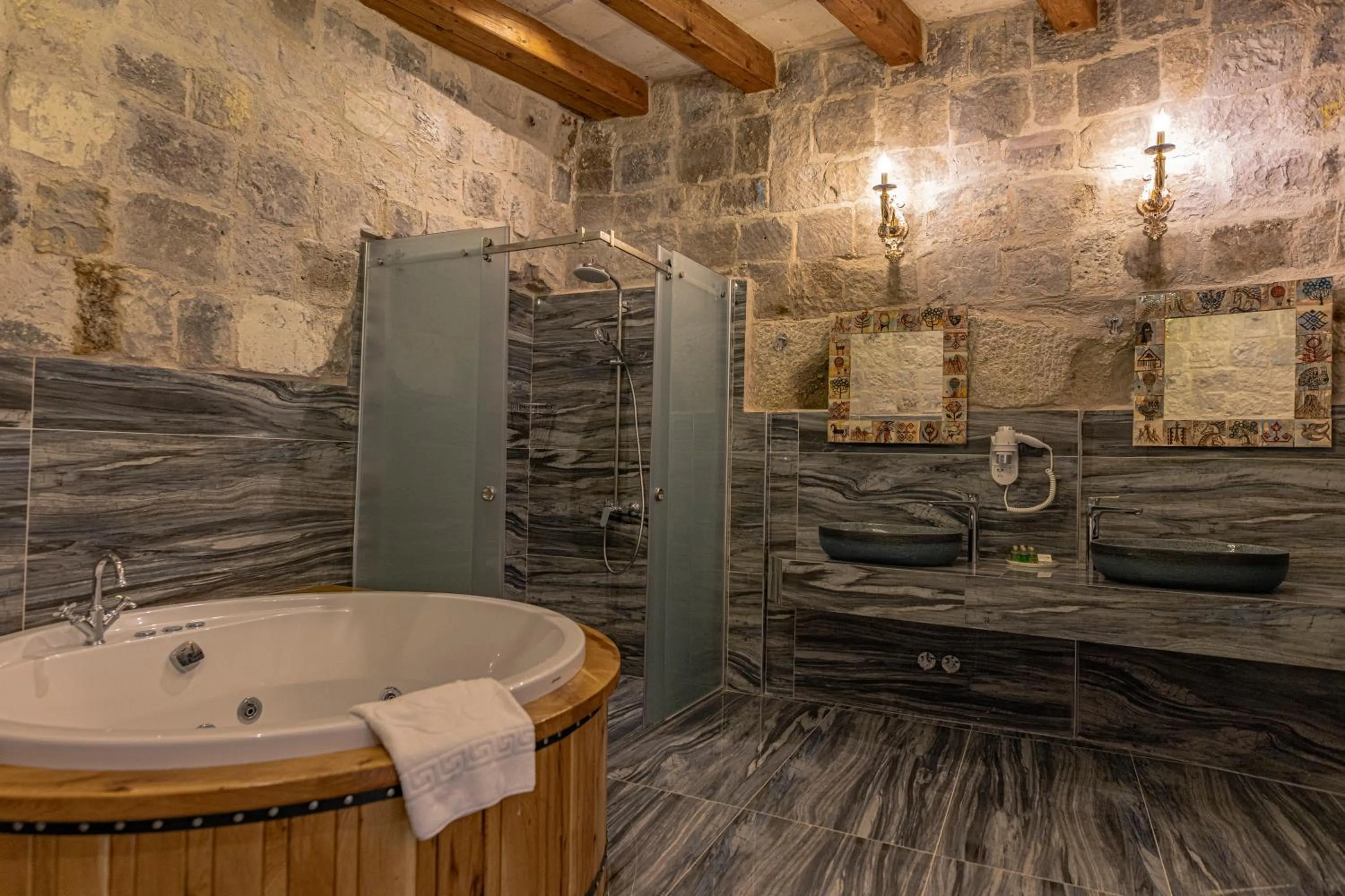 Shower in Göreme Cave Suites