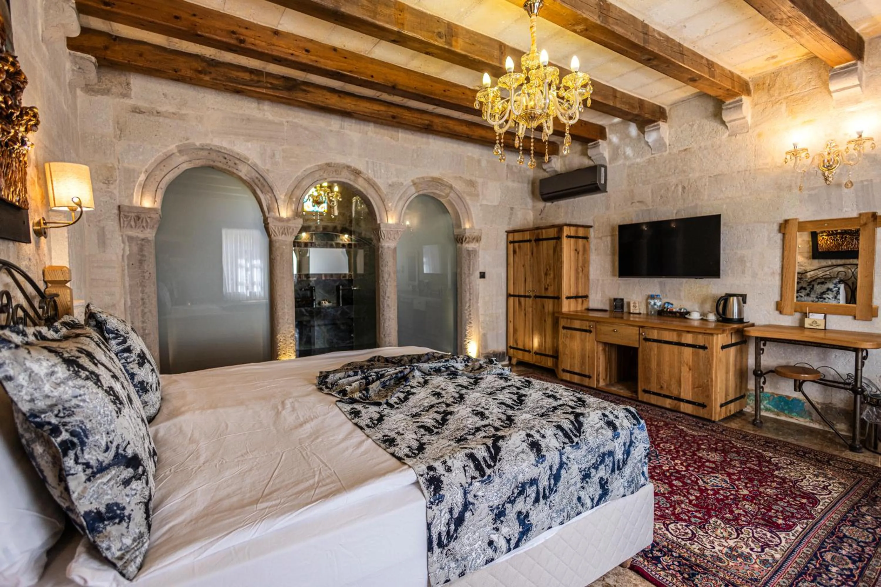 Bed in Göreme Cave Suites