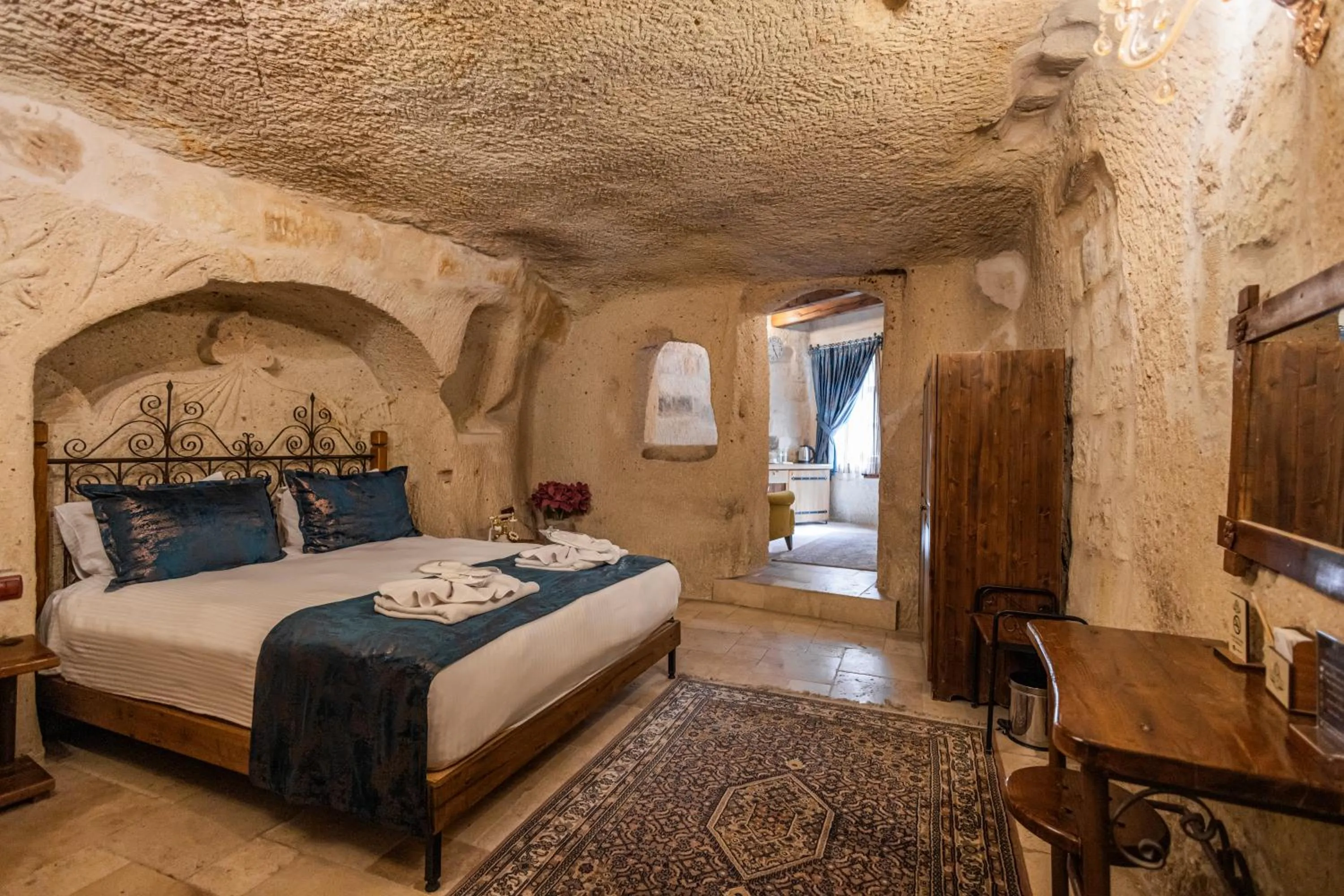 Bed in Göreme Cave Suites