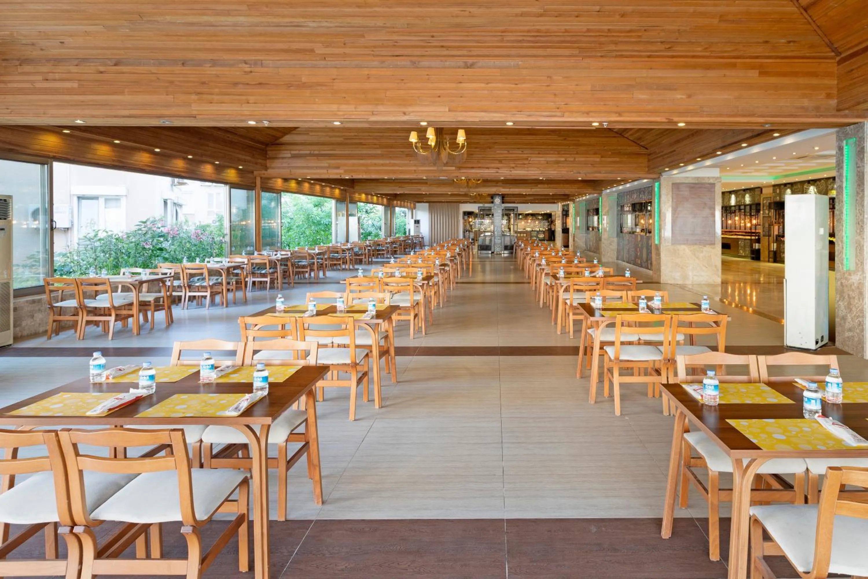 Restaurant/Places to Eat in Euphoria Comfort Beach Alanya