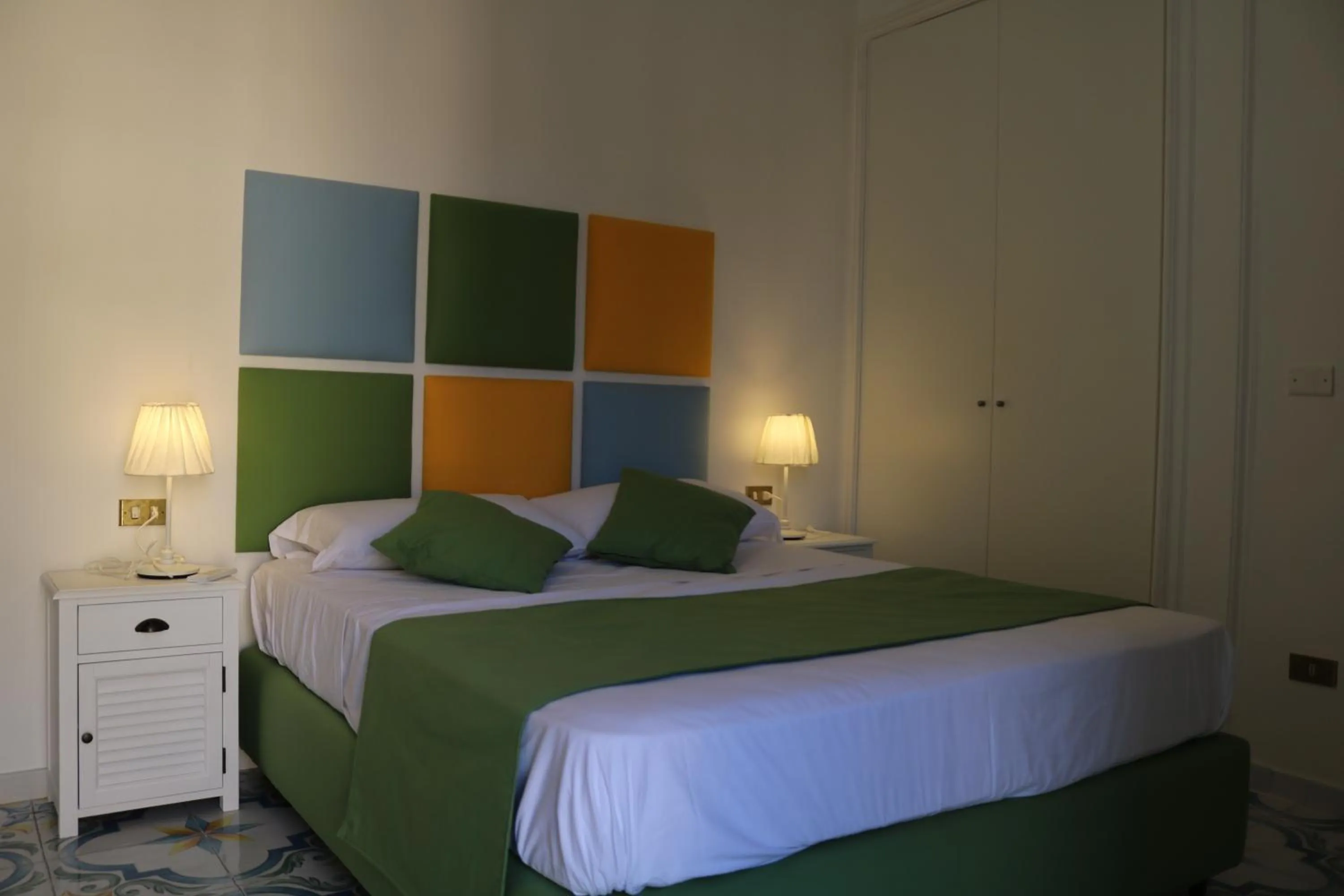 Bed in SuiteNapoliSantaLucia