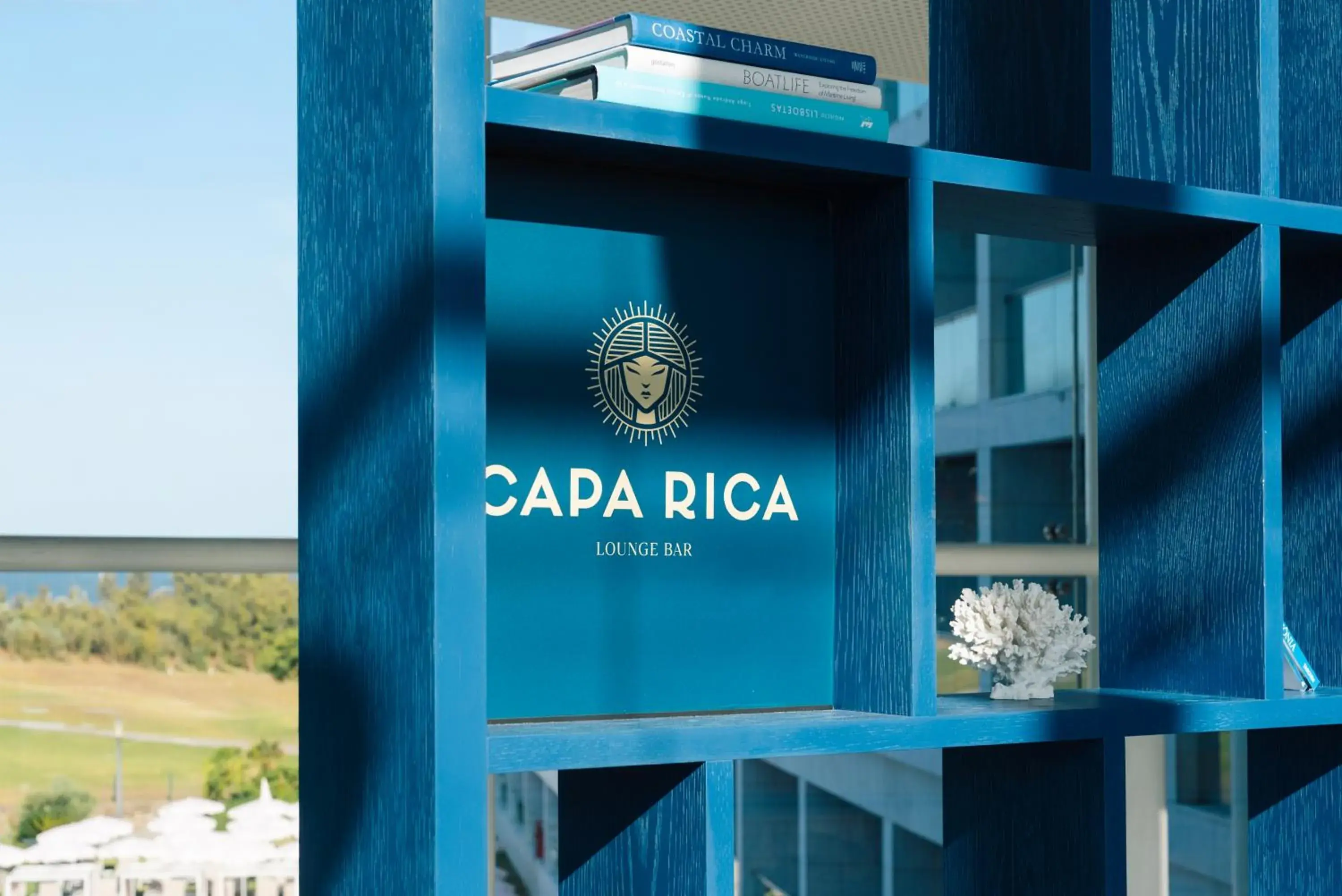 Lounge or bar in Crowne Plaza - Caparica Lisbon Lounge or bar in Crowne Plaza - Caparica Lisbon