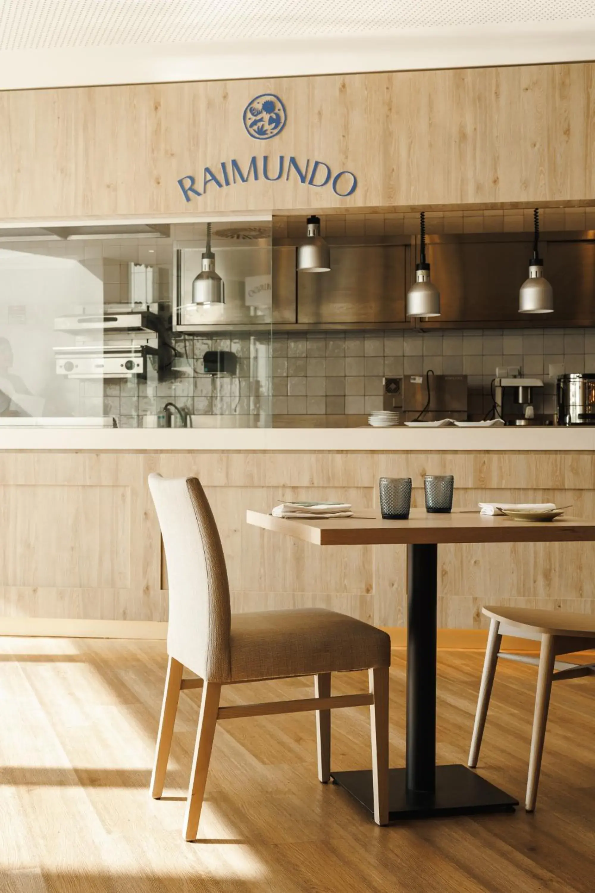 Restaurant/places to eat in Crowne Plaza - Caparica Lisbon Restaurant/places to eat in Crowne Plaza - Caparica Lisbon