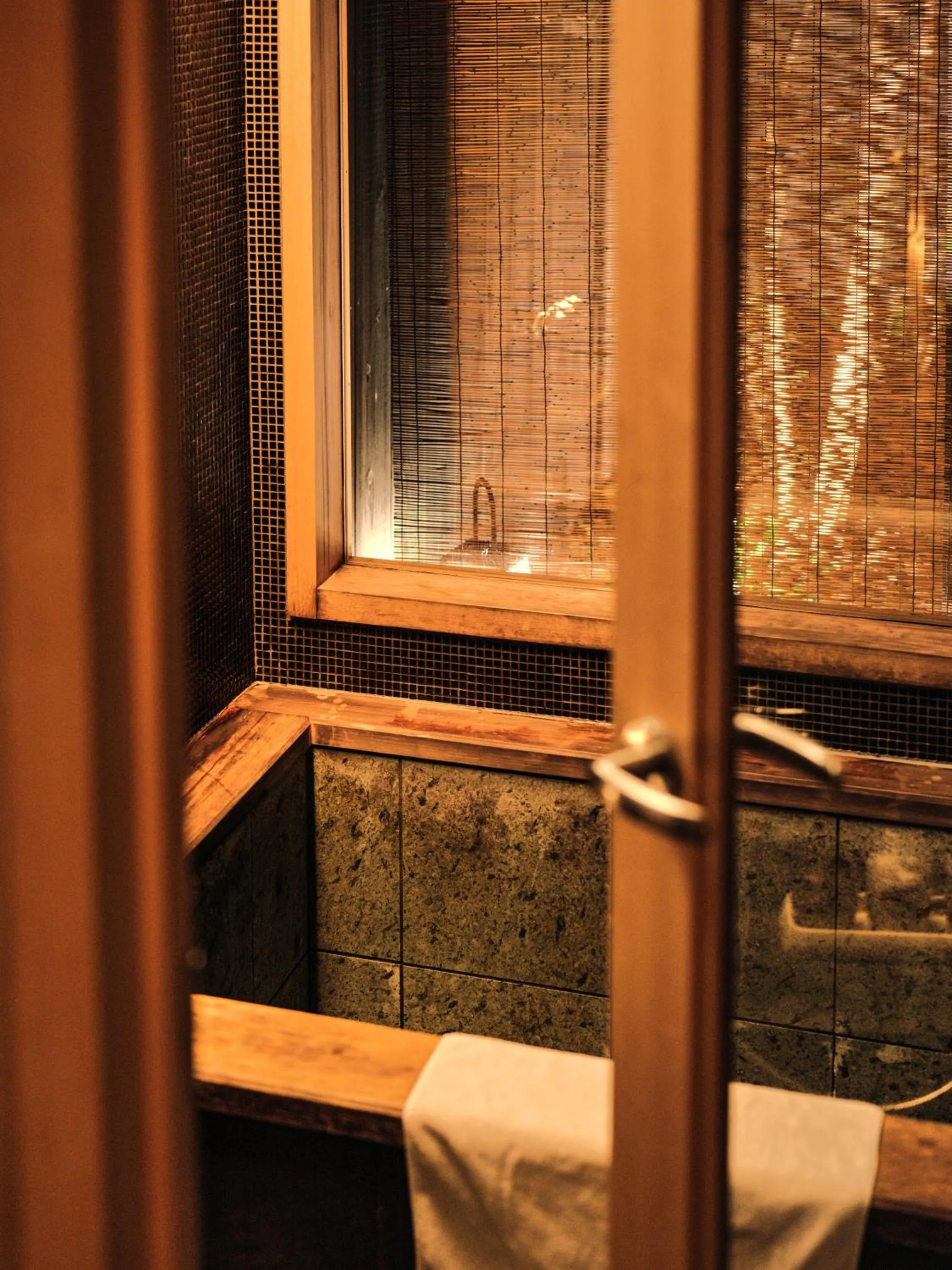 Shower in Tsumugi Sanjusangendo