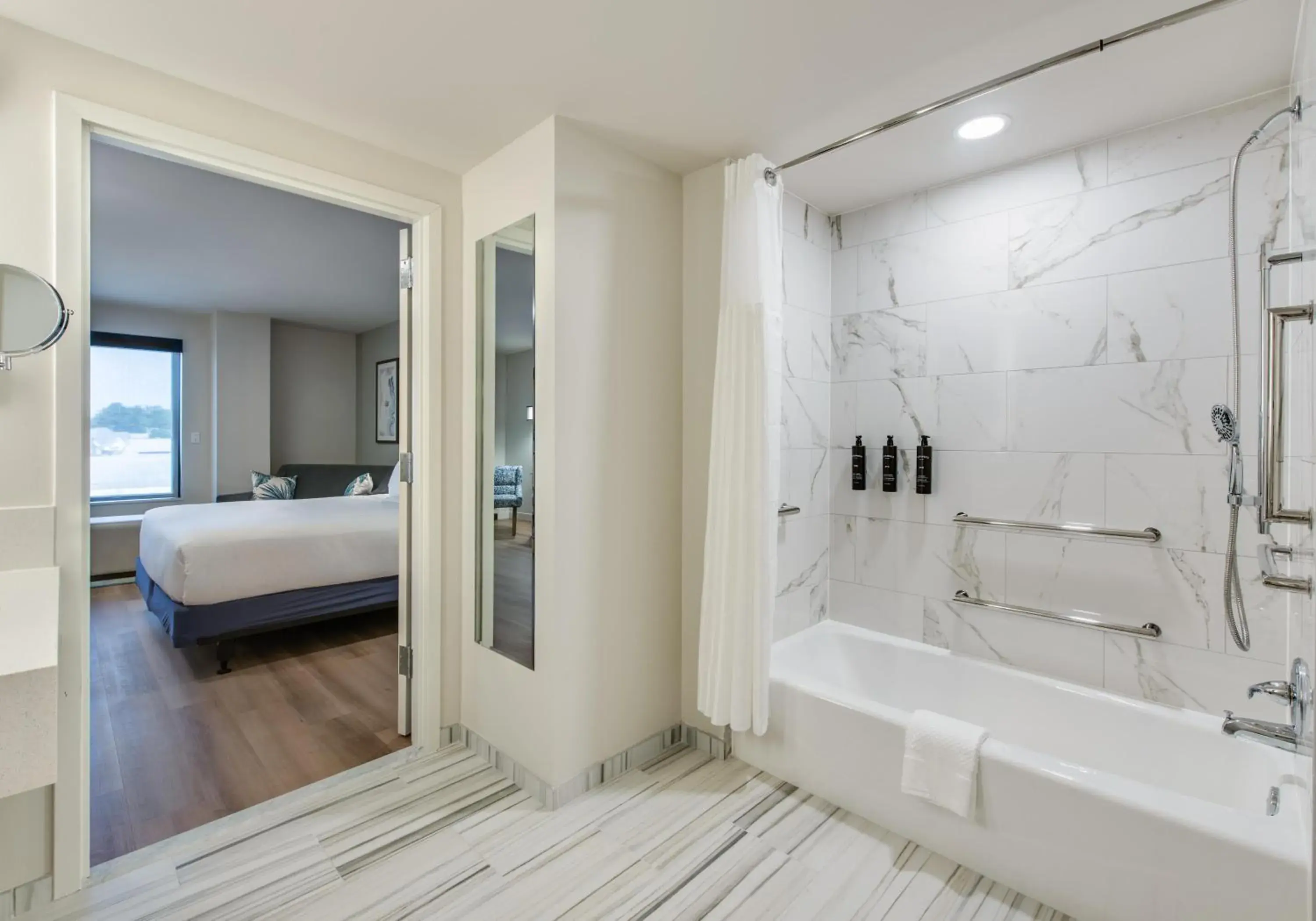 Bathroom, Bed in Coast Rehoboth Beach, Tapestry Collection By Hilton Bathroom, Bed in Coast Rehoboth Beach, Tapestry Collection By Hilton