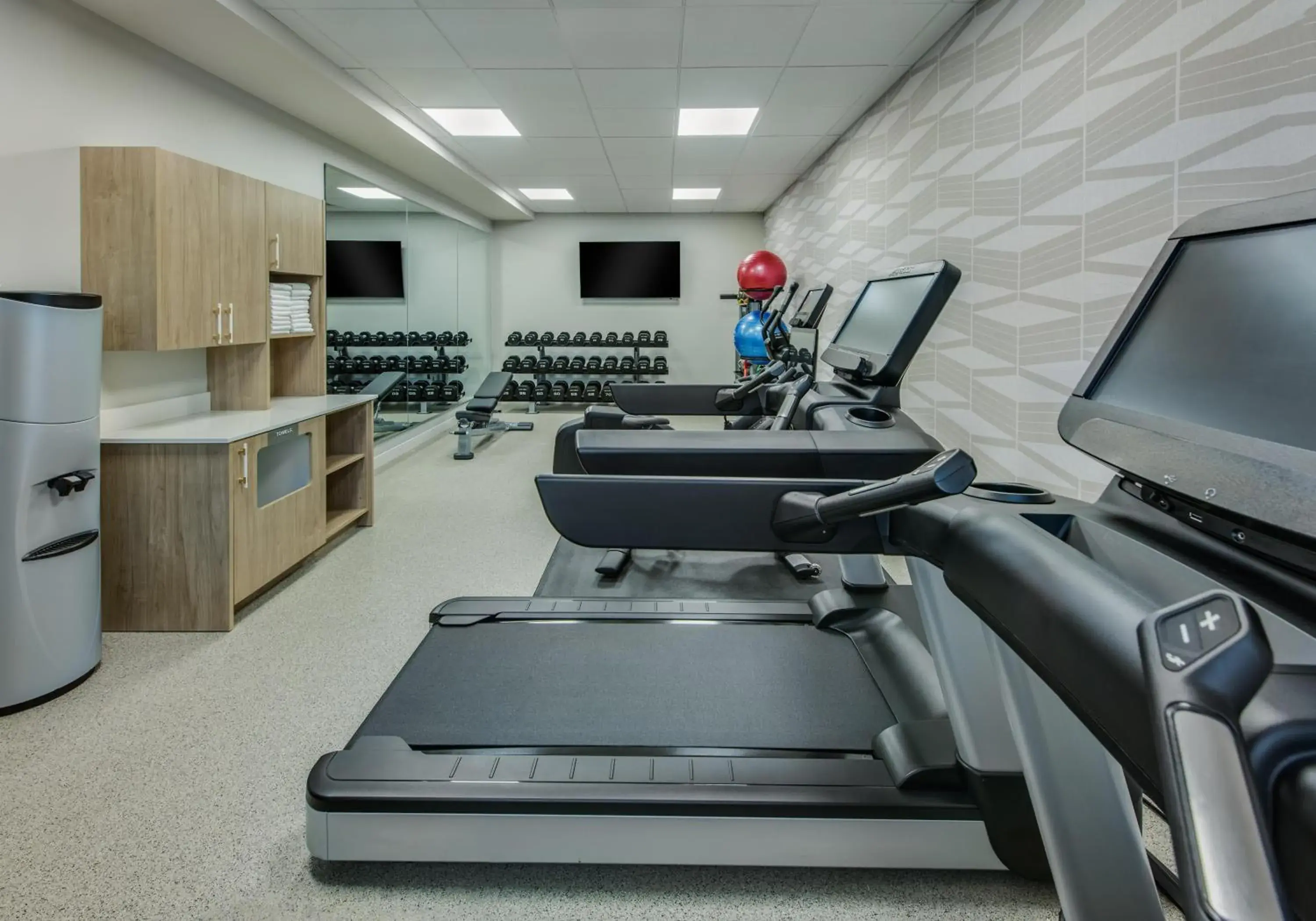 Fitness centre/facilities in Coast Rehoboth Beach, Tapestry Collection By Hilton Fitness centre/facilities in Coast Rehoboth Beach, Tapestry Collection By Hilton