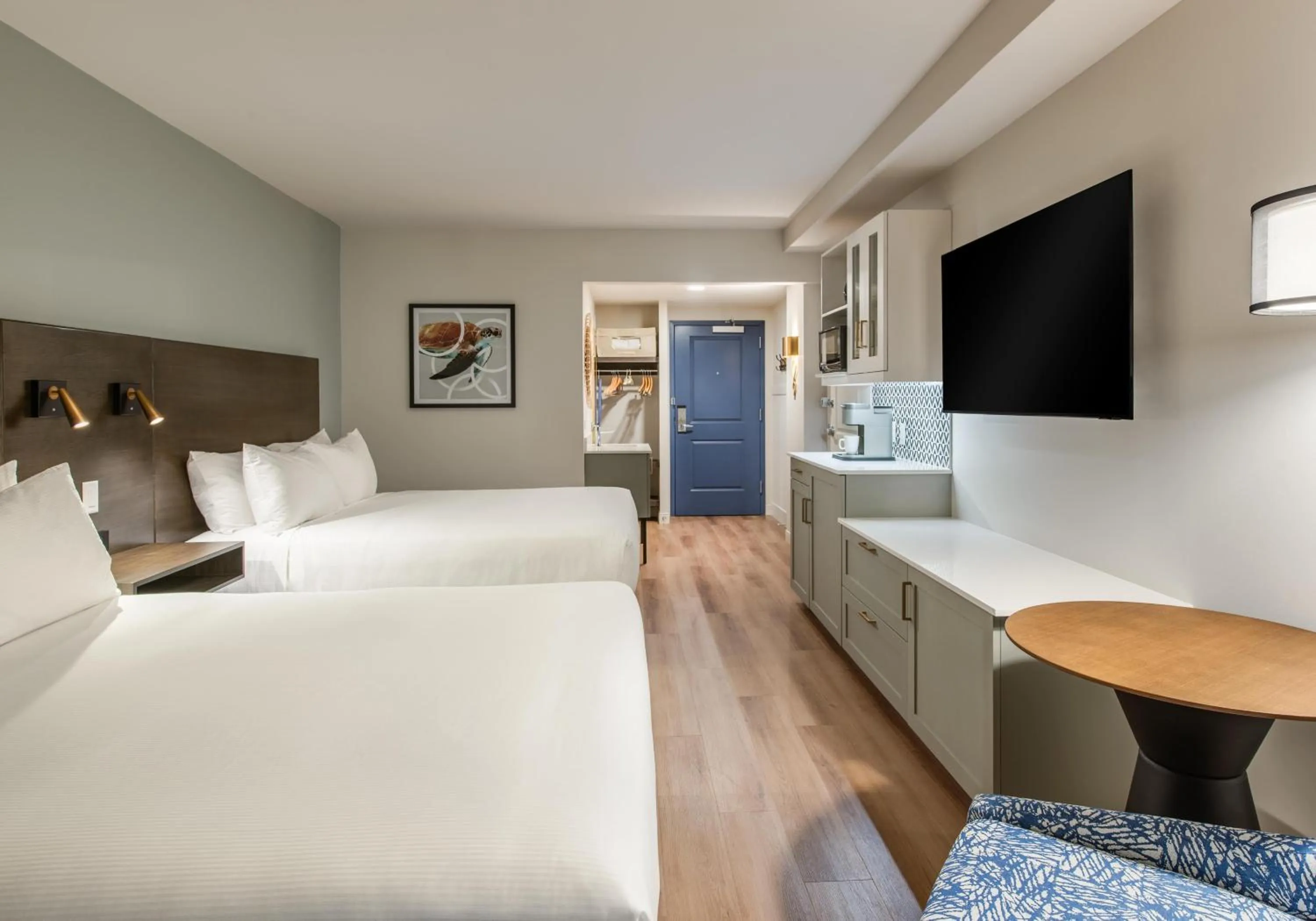 Bed in Coast Rehoboth Beach, Tapestry Collection By Hilton