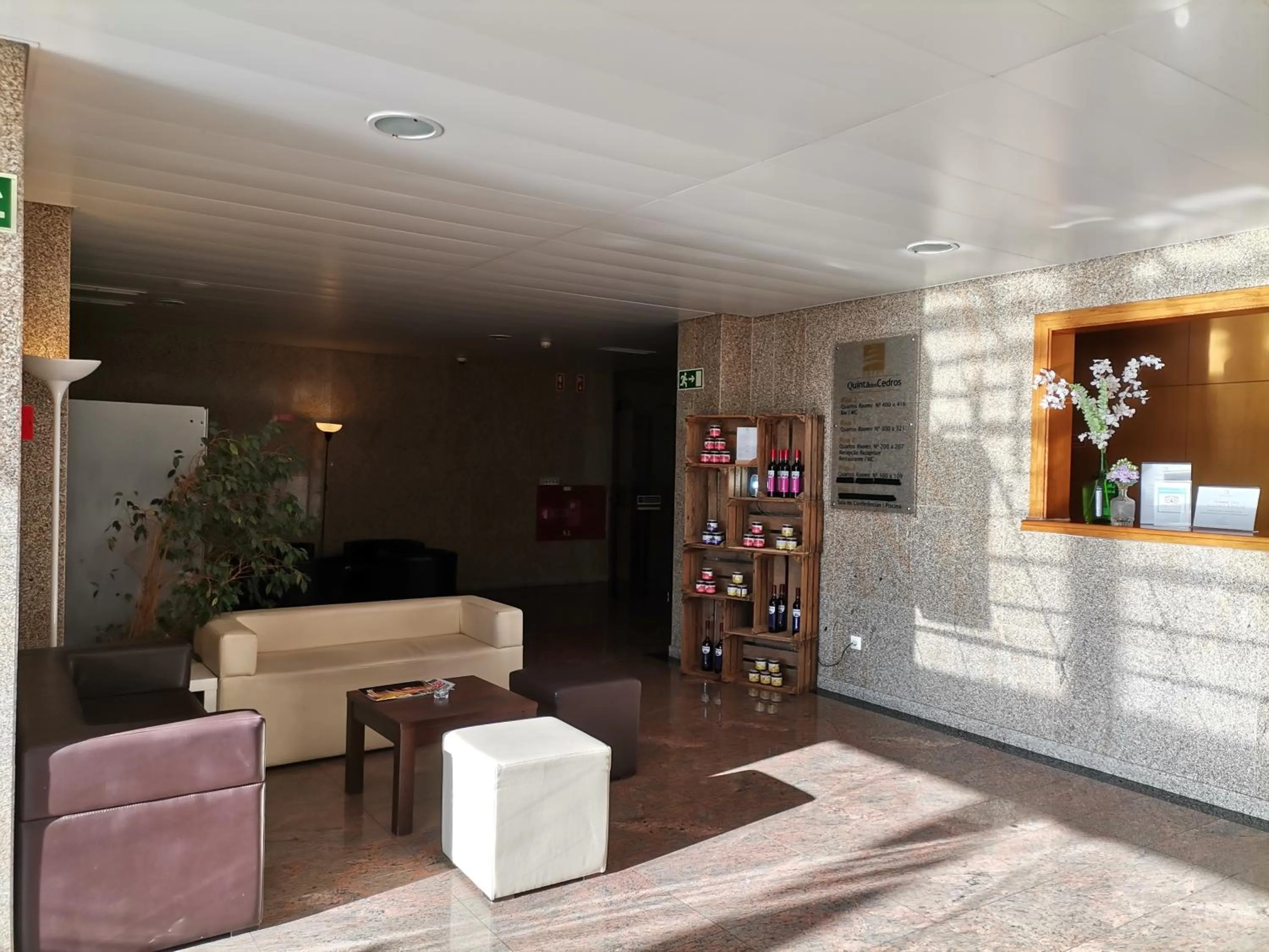 Lobby or reception in Hotel Quinta dos Cedros
