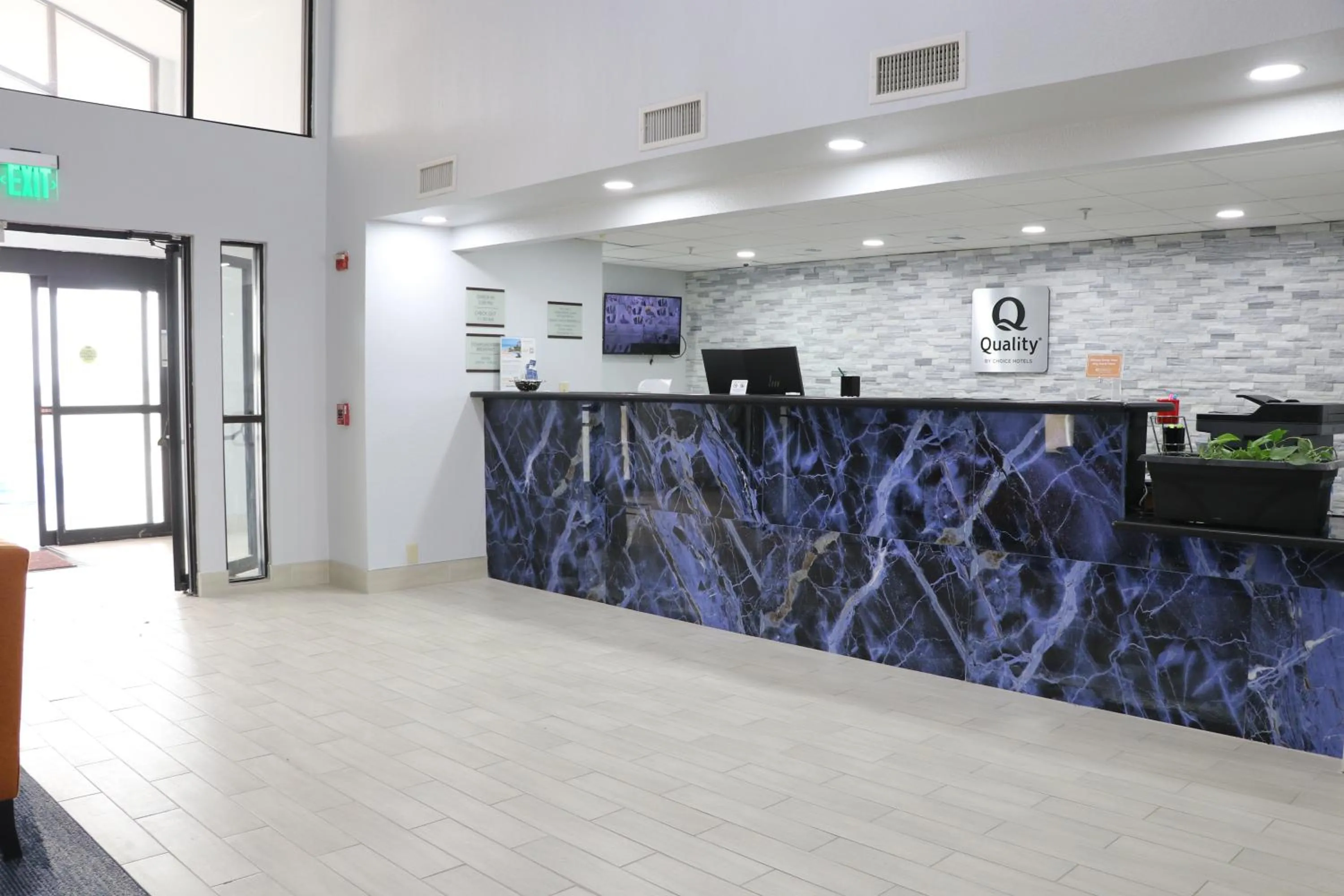 Quality Inn & Suites