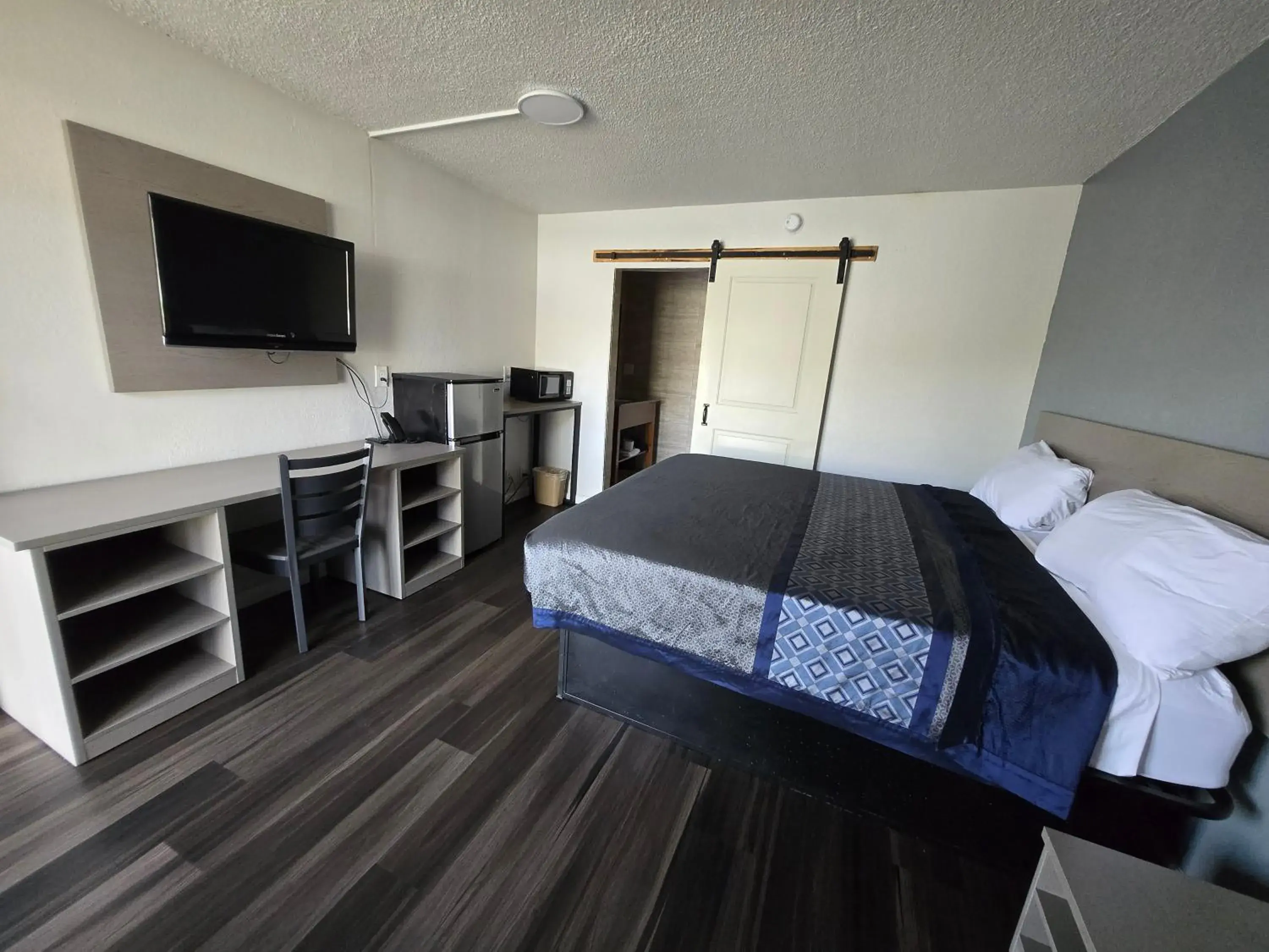 Double Room with Two Double Beds - Non-Smoking in Stay Inn - Bartow Double Room with Two Double Beds - Non-Smoking in Stay Inn - Bartow