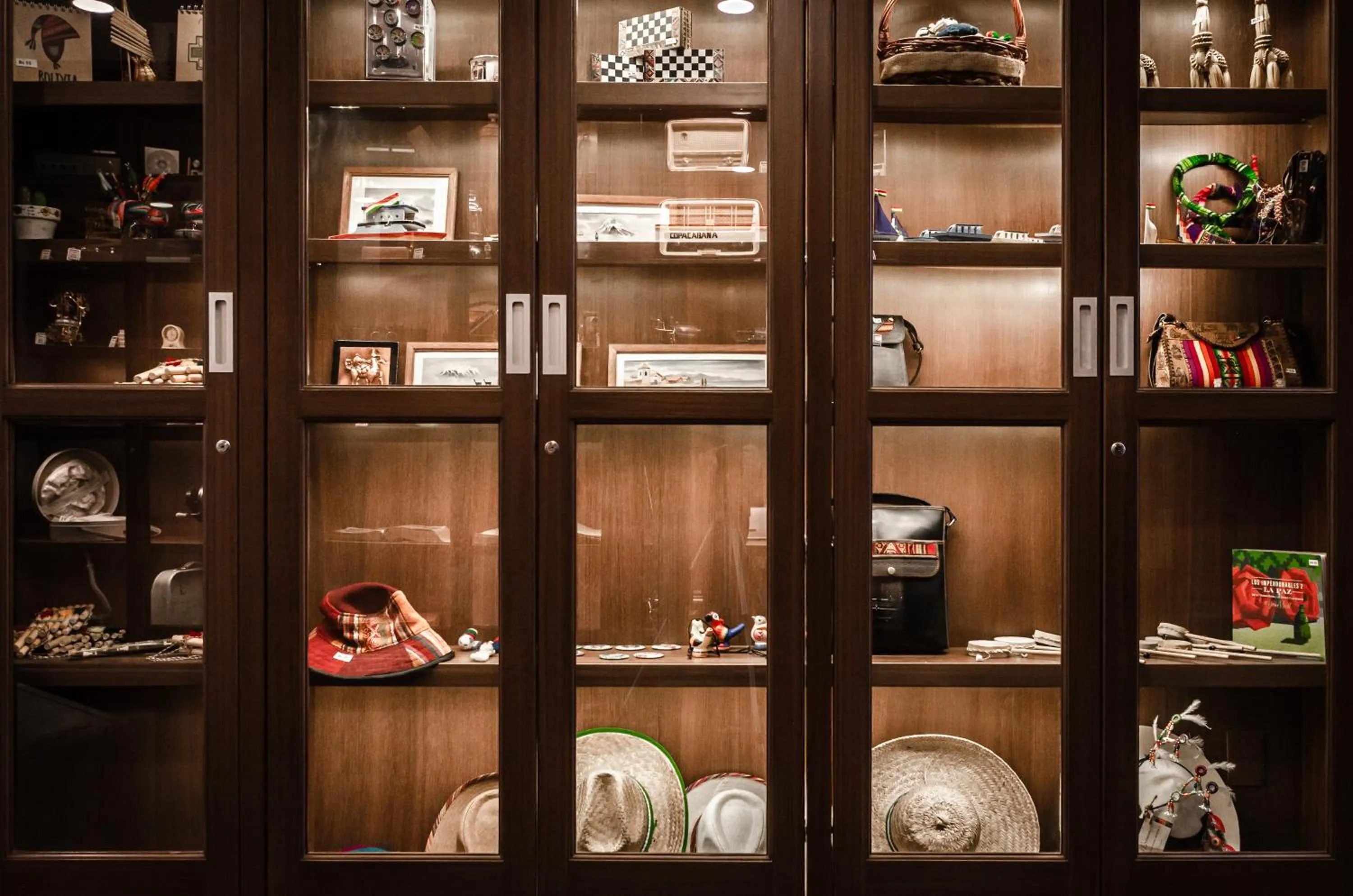 On-site shops in Hotel Mitru Sur