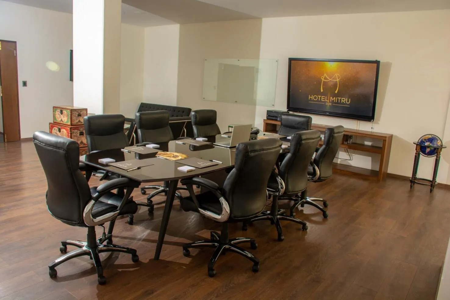 Meeting/conference room in Hotel Mitru Sur