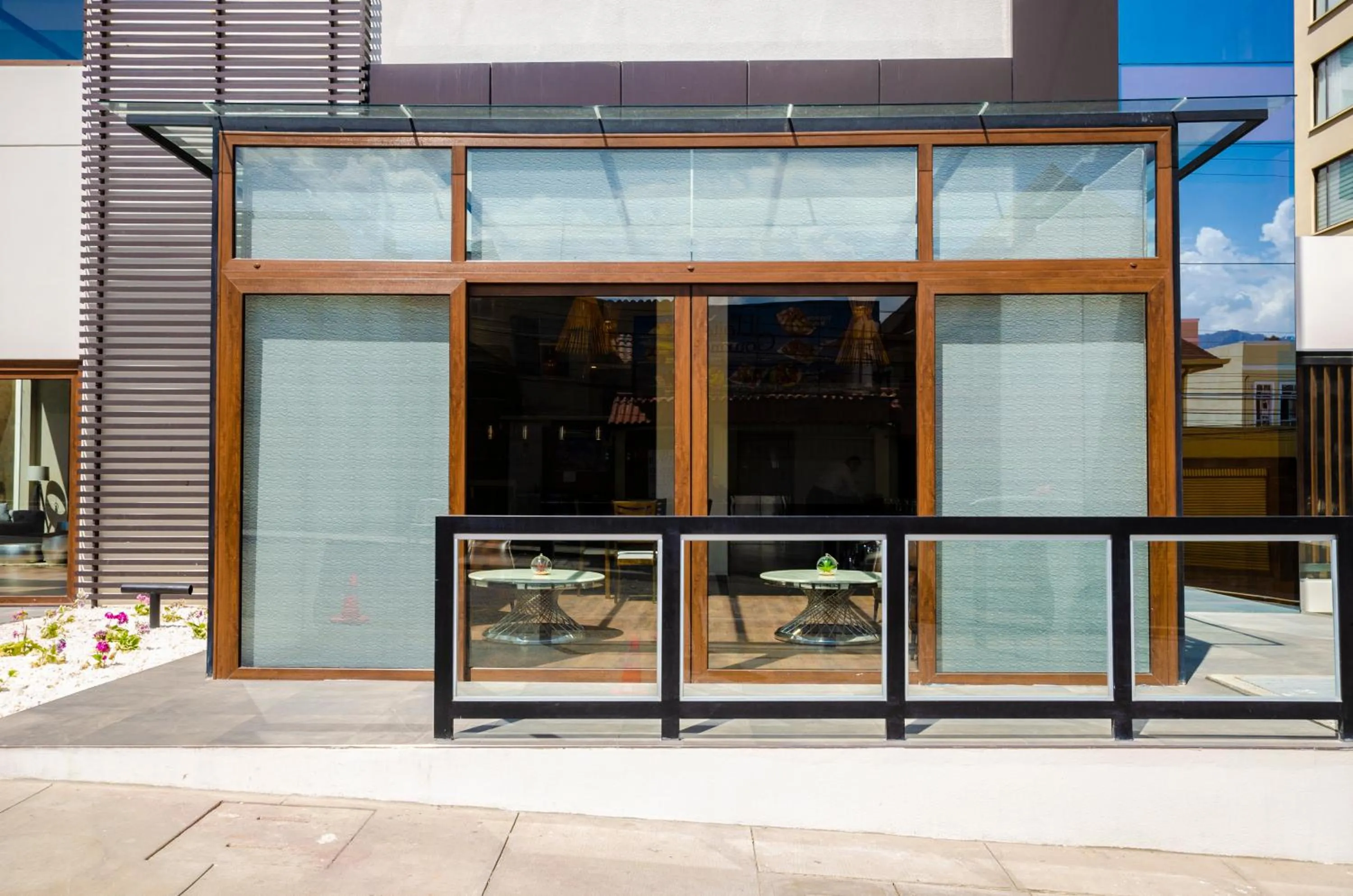 Patio in Hotel Mitru Sur